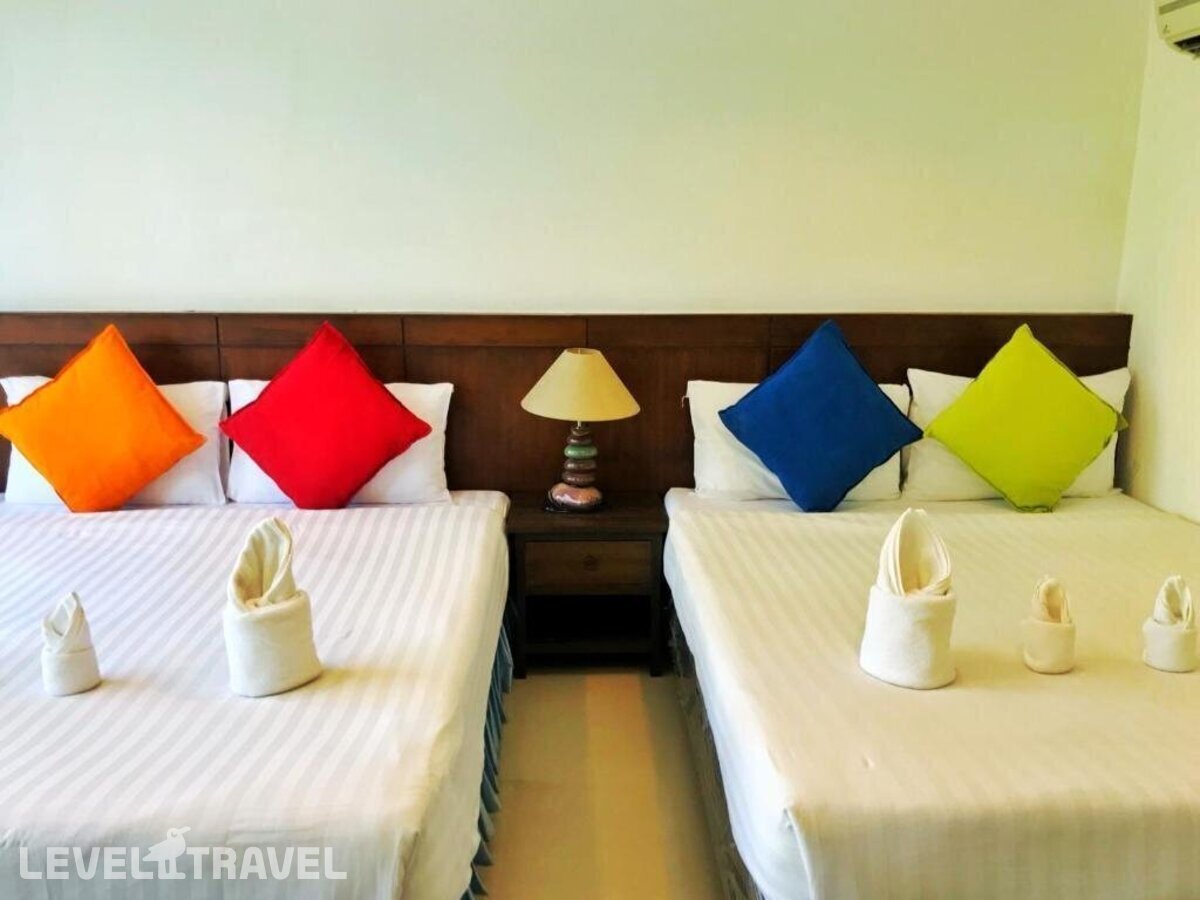 фотографии номера Улучшенный семейный отеля Kirati Beach Resort в Таиланд(Чонг Мон Бич) - фото №1