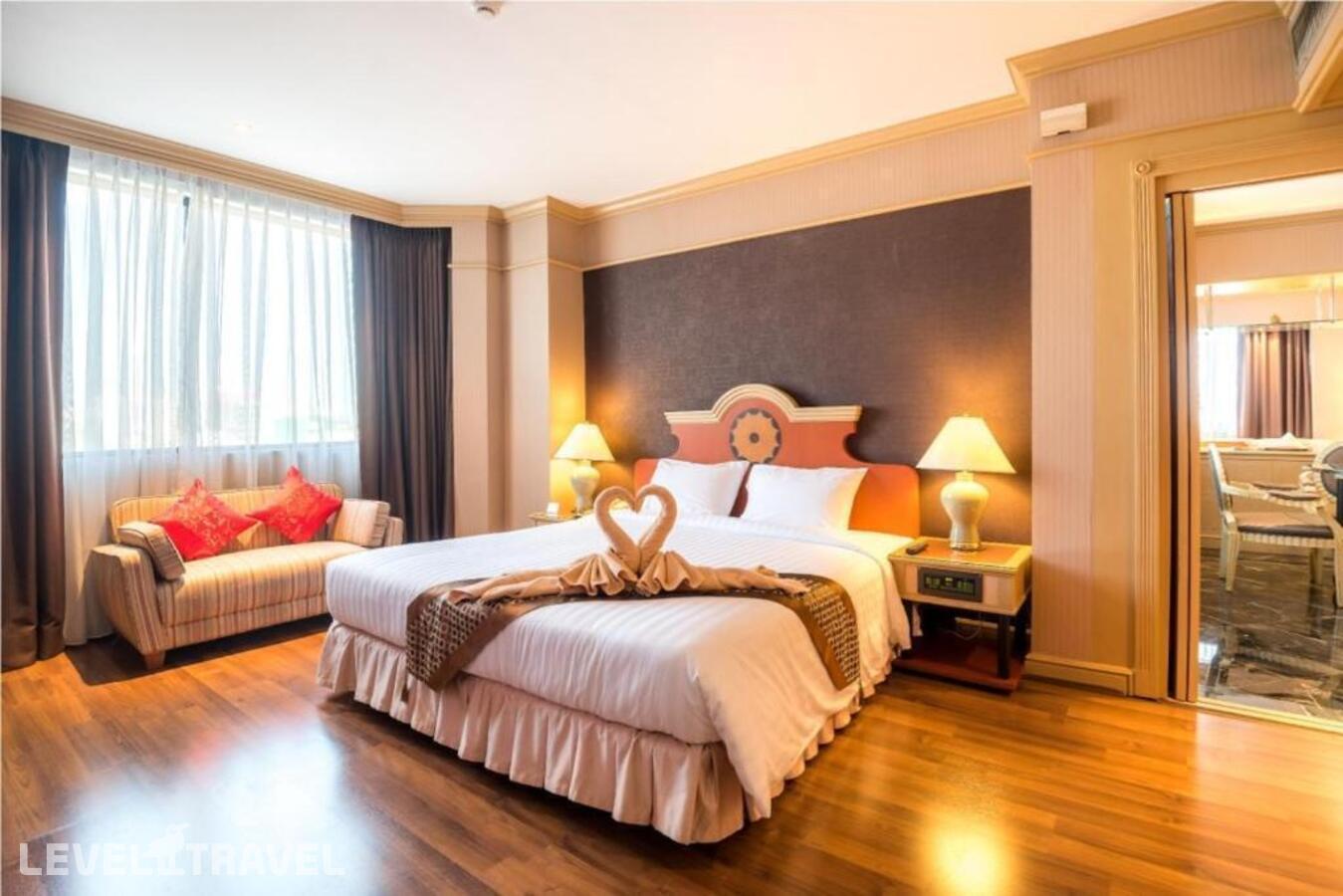 фотографии номера Люкс роскошный отеля Maruay Garden Hotel в Таиланд(Бангкок) - фото №7
