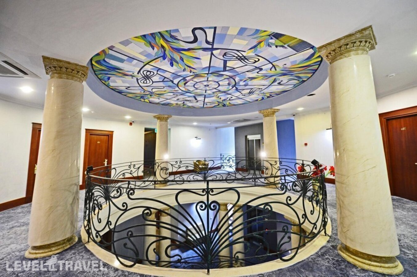 фотографии номера Делюкс отеля Astoria Hotel Tbilisi в Грузия(Тбилиси) - фото №2