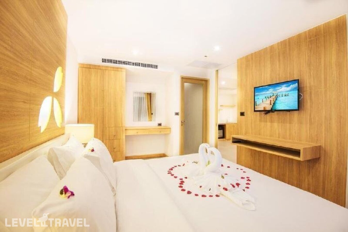 фотографии номера Стандартный номер отеля Clarion Hotel Patong (Ex.Araya Patong Beach Hotel) в Таиланд(Патонг Бич) - фото №14