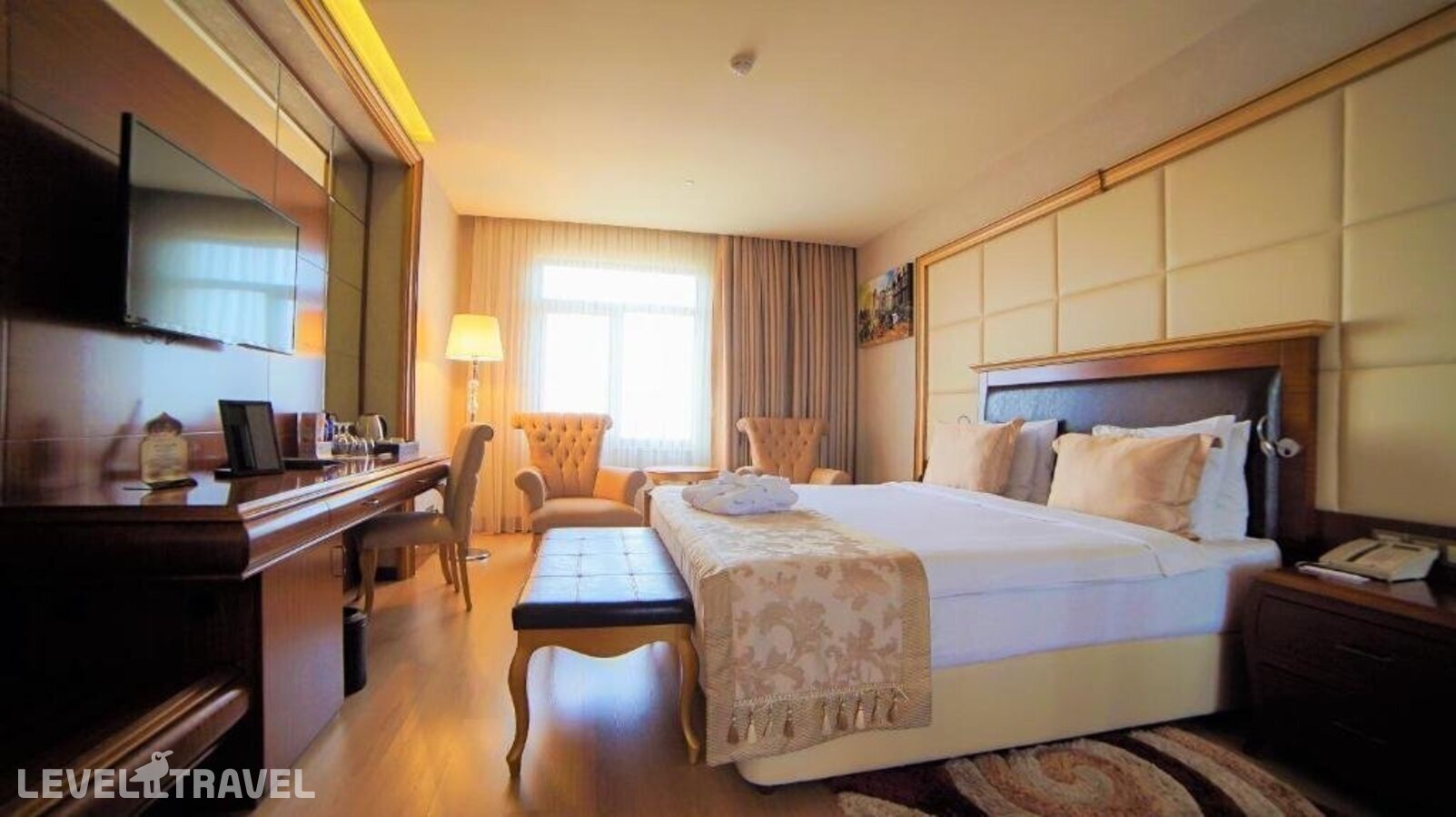 фотографии номера Стандартный номер отеля Wyndham Hotel в Грузия(Батуми) - фото №6