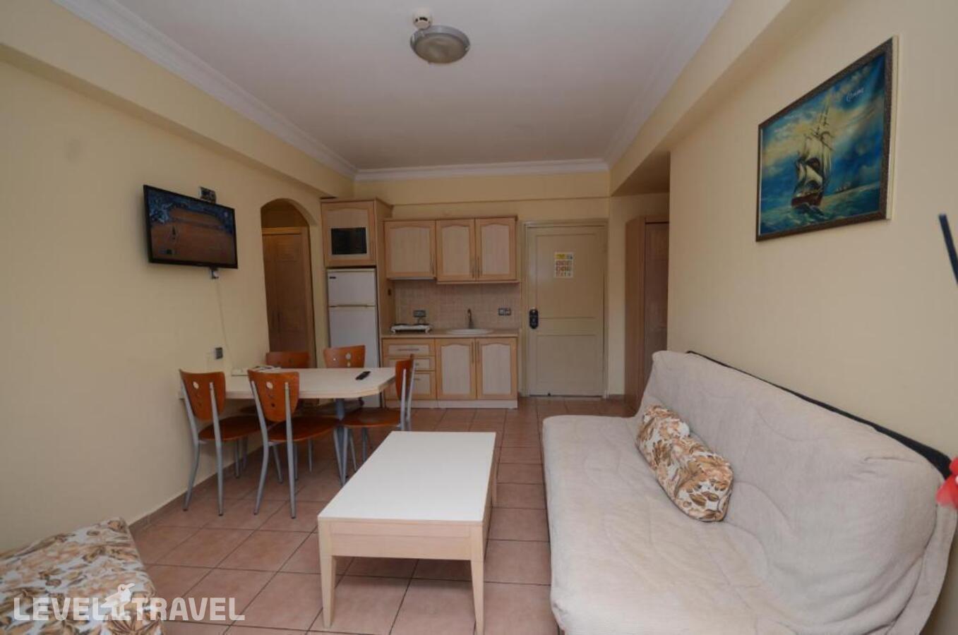 фотографии номера Апартаменты (2 комнаты) отеля Alenz Suite Hotel в Турция(Мармарис - центр) - фото №2