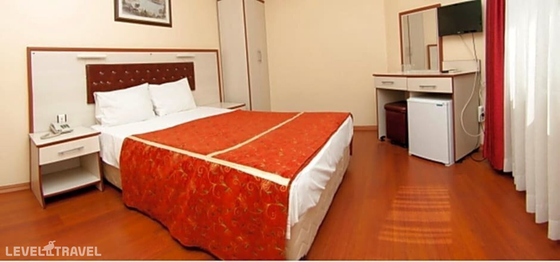фотографии номера Семейный номер отеля Tayhan Hotel в Турция(Фатих) - фото №7