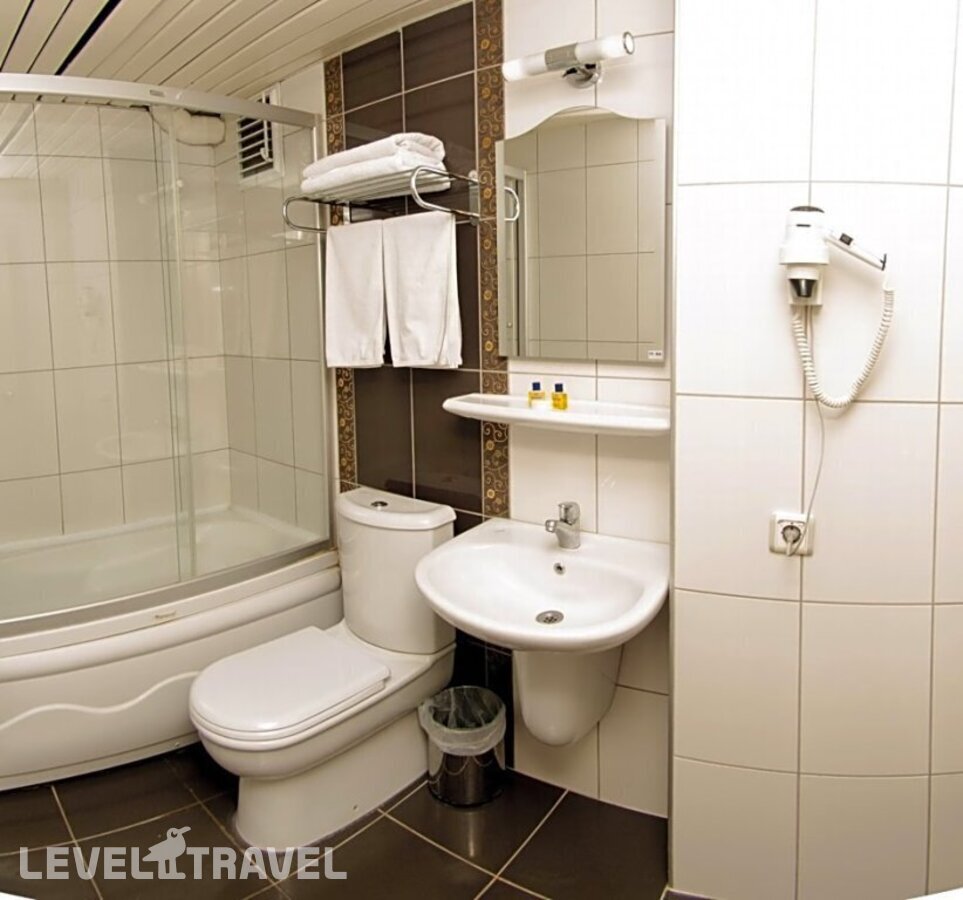 фотографии номера Семейный номер отеля Tayhan Hotel в Турция(Фатих) - фото №1