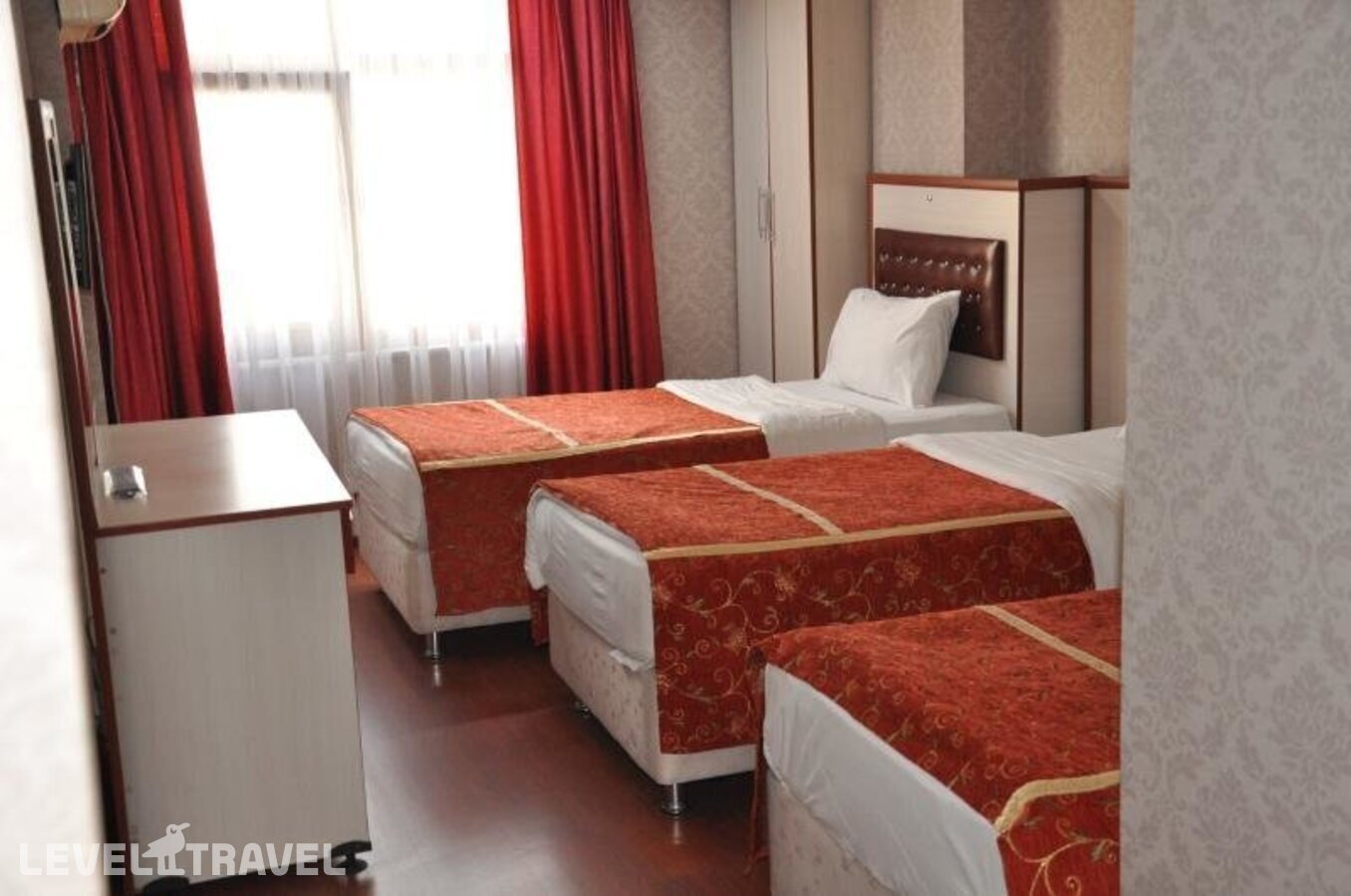 фотографии номера Семейный номер отеля Tayhan Hotel в Турция(Фатих) - фото №6