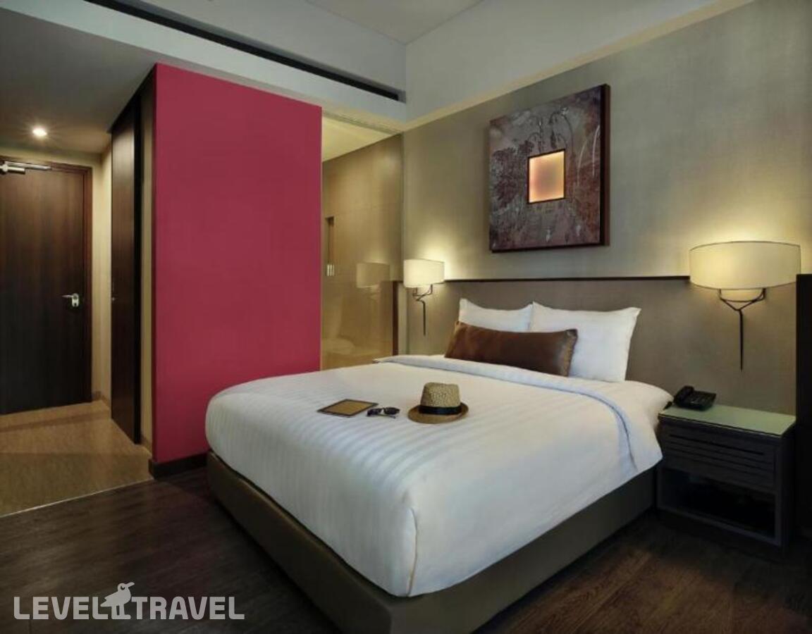 фотографии номера Стандартный номер отеля Mercure Bali Legian в Индонезия(Легиан) - фото №9