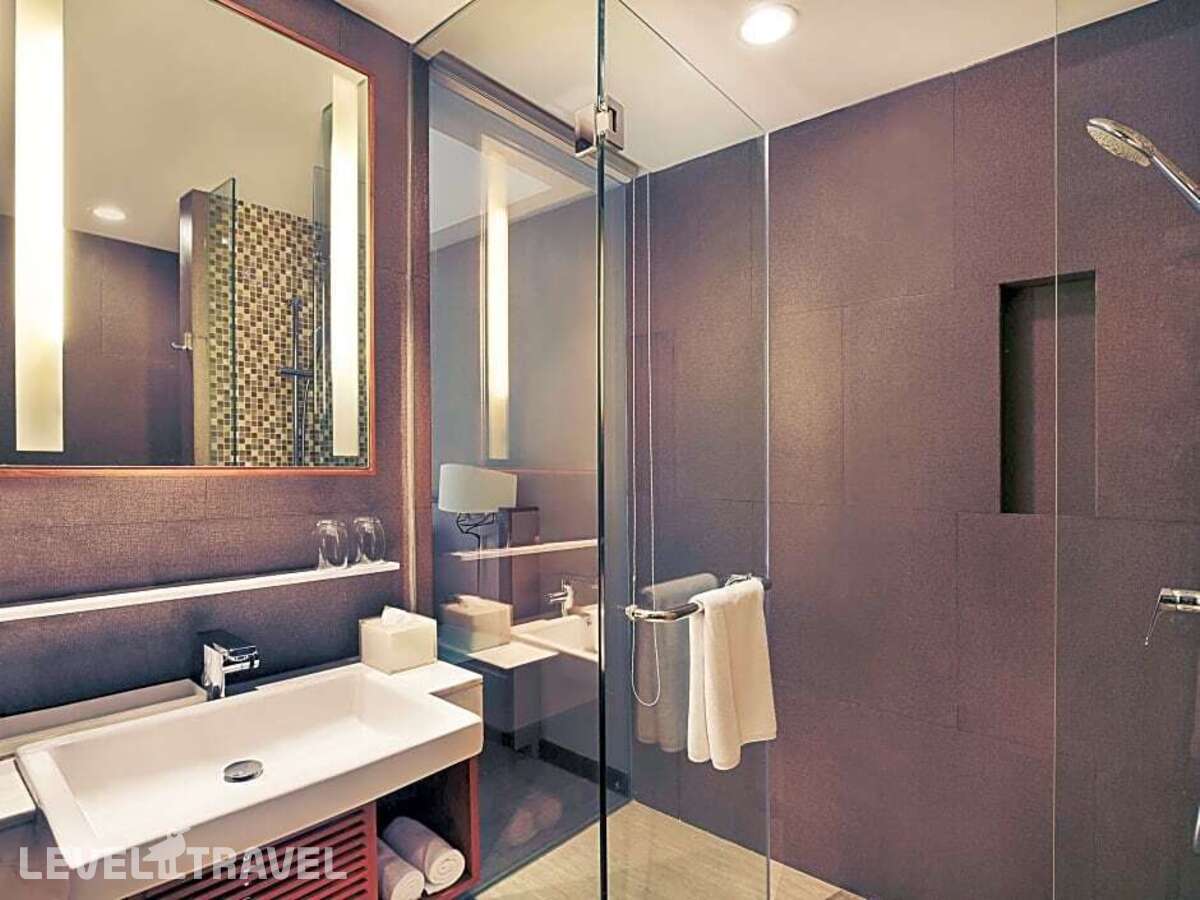 фотографии номера Представительский люкс отеля Mercure Bali Legian в Индонезия(Легиан) - фото №2