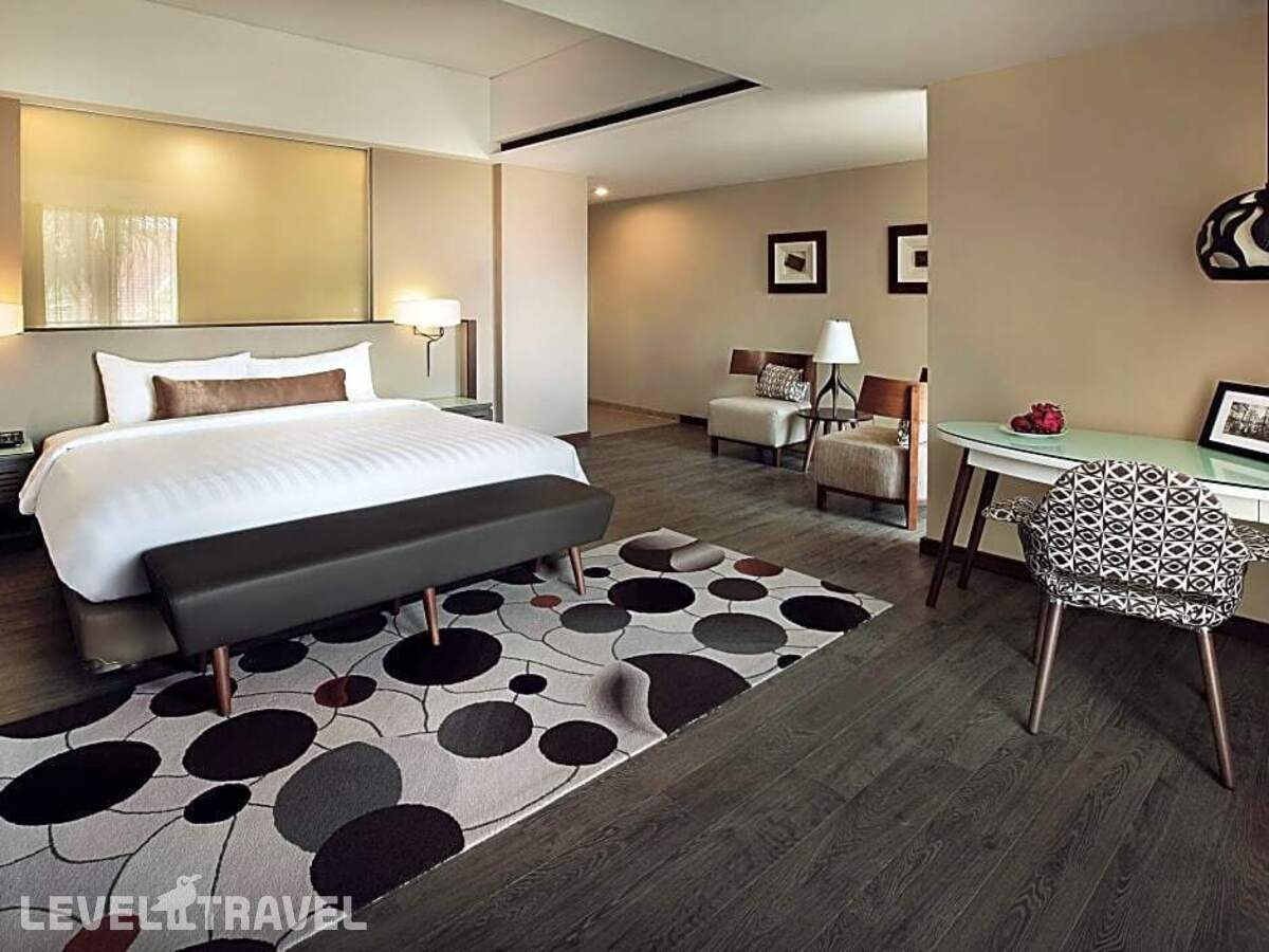 фотографии номера Представительский люкс отеля Mercure Bali Legian в Индонезия(Легиан) - фото №3