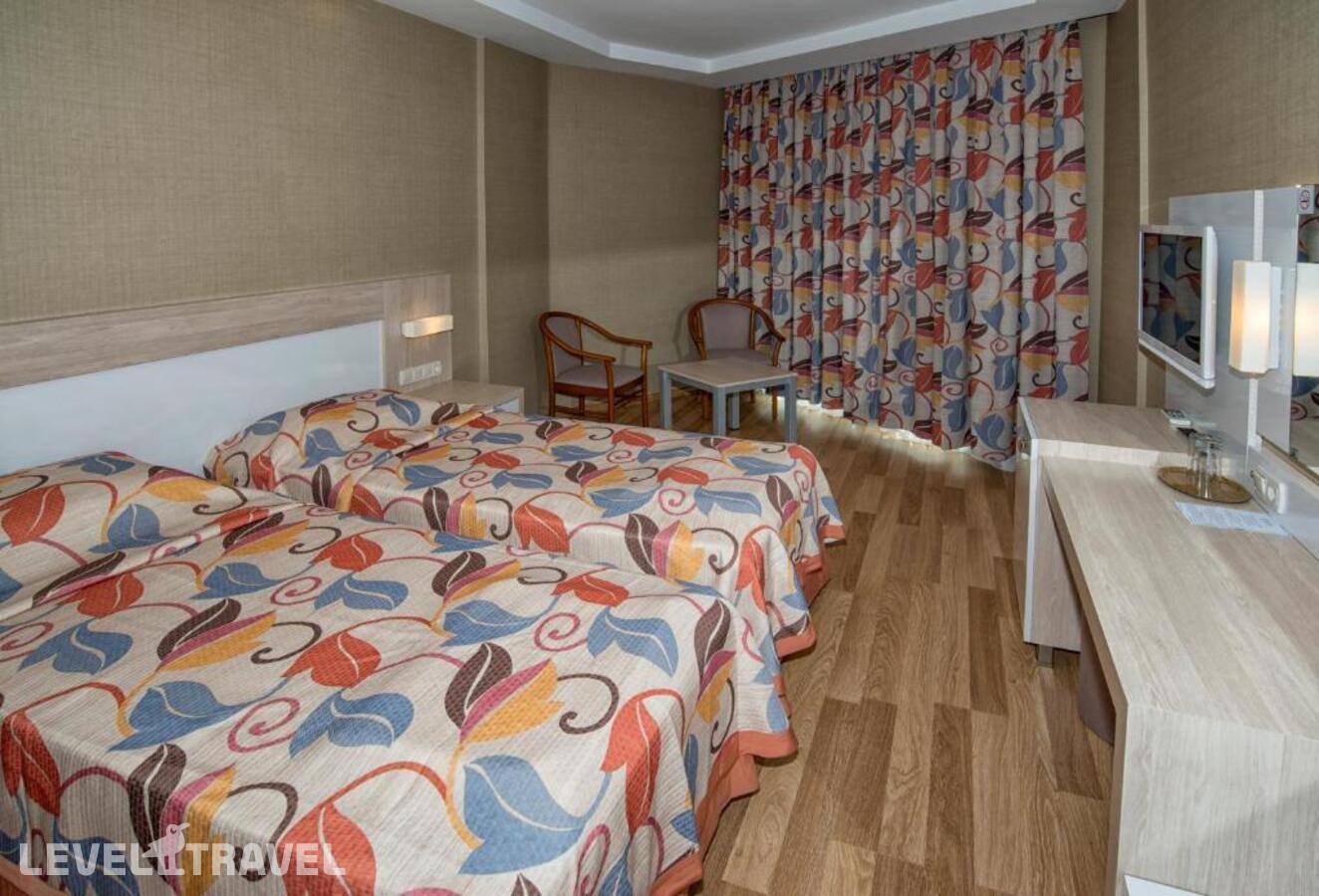 фотографии номера Трехместный номер отеля Kleopatra Riviera в Турция(Аланья - центр) - фото №1
