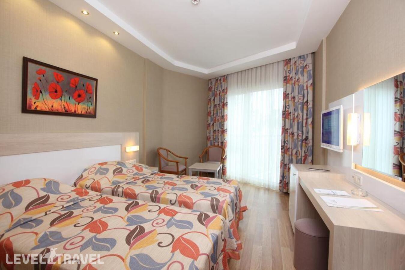 фотографии номера Трехместный номер отеля Kleopatra Riviera в Турция(Аланья - центр) - фото №2
