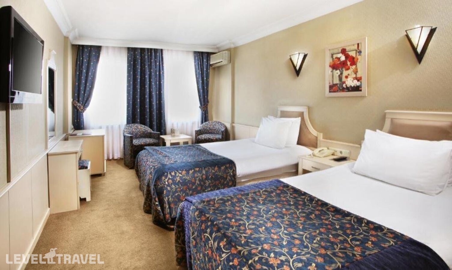 фотографии номера Пятиместный номер отеля Berr Hotel в Турция(Фатих) - фото №1