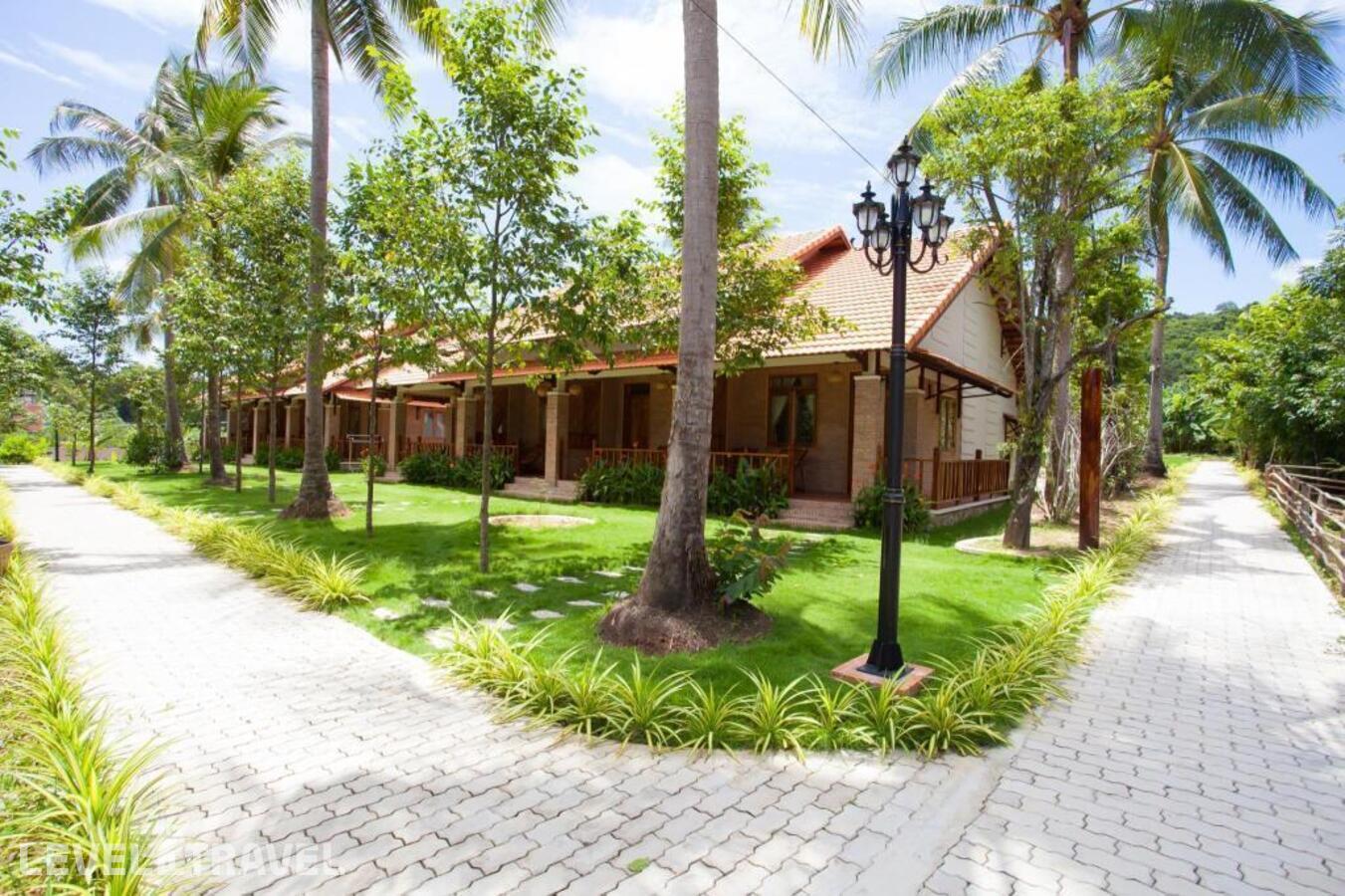 фотографии номера Улучшенный семейный отеля The Garden House Phu Quoc в Вьетнам(Фукуок) - фото №1