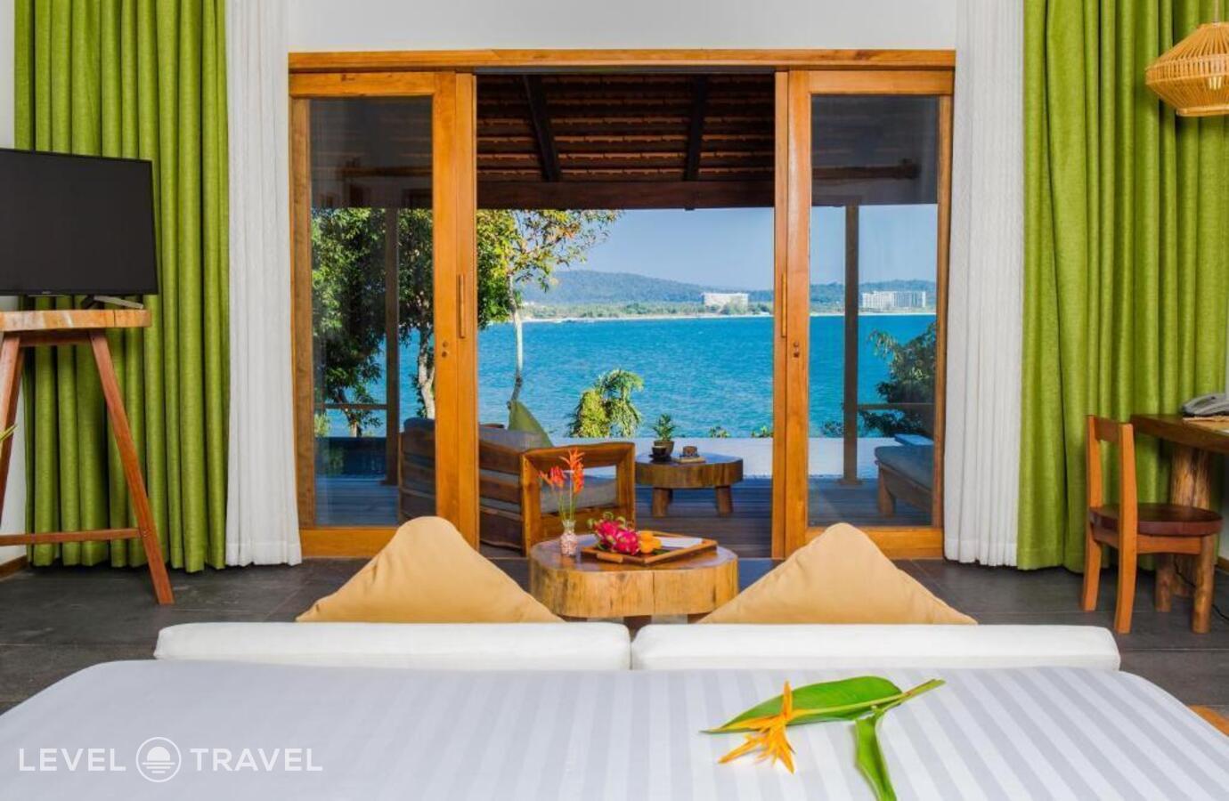 фотографии номера Стандартный номер отеля Green Bay Phu Quoc Resort & Spa в Вьетнам(Фукуок) - фото №12