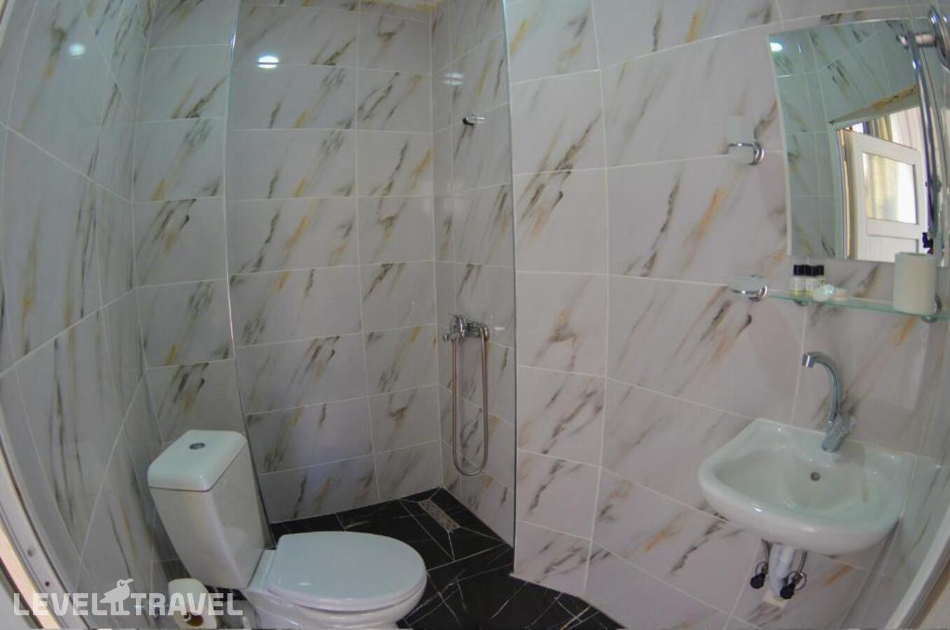 фотографии номера Трехместный номер отеля Yasmin Hotel в Турция(Фатих) - фото №8