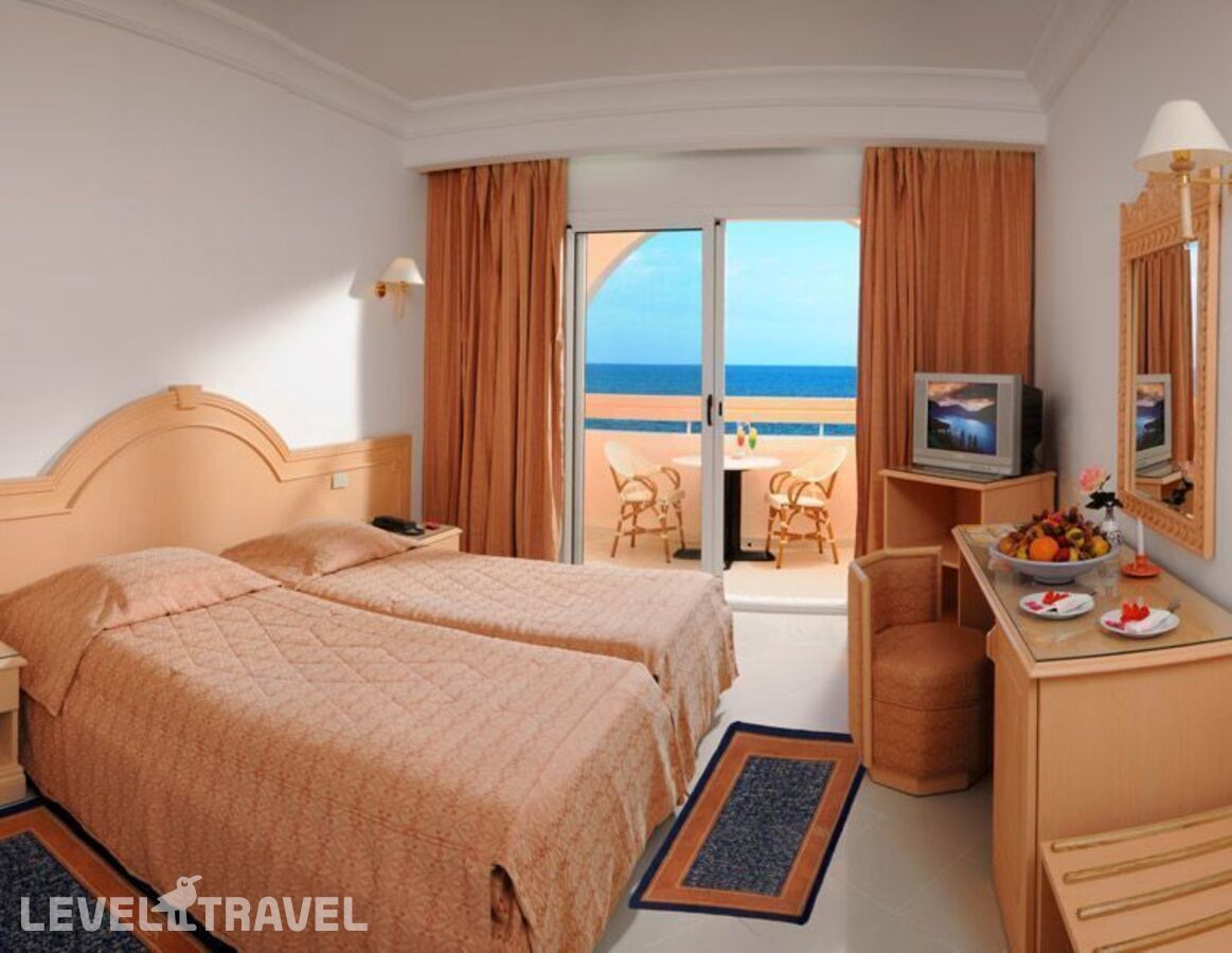 фотографии номера Стандартный с видом на море отеля Le Soleil Abou Sofiane Hotel (Ex.Hotel Abou Sofiane) в Тунис(Порт Эль-Кантауи) - фото №2