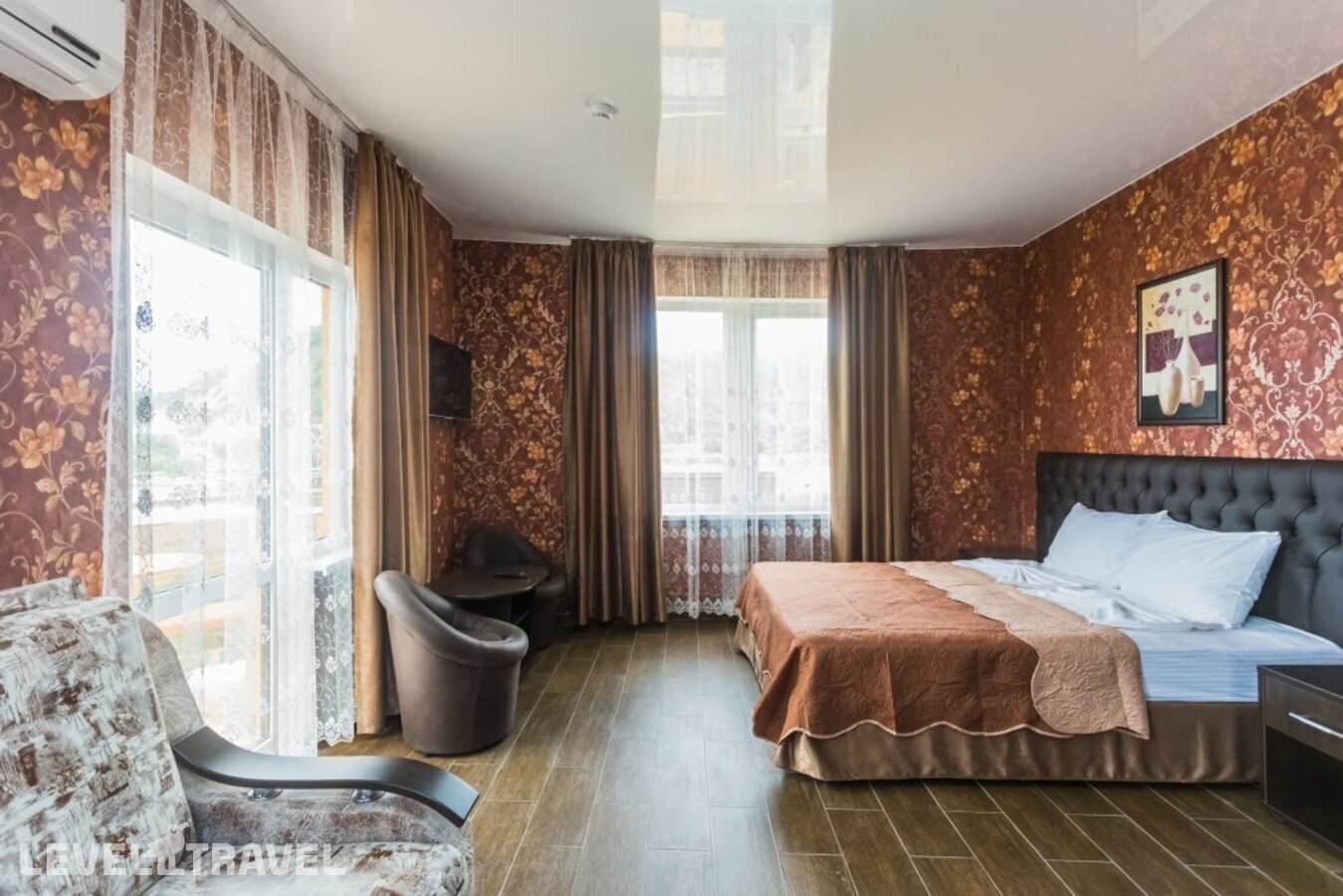 фотографии номера Стандартный номер отеля Golden Sunrise Hotel в Россия(Лермонтово) - фото №6