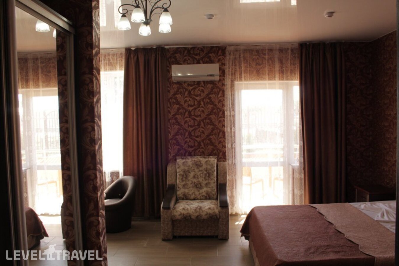 фотографии номера Стандартный номер отеля Golden Sunrise Hotel в Россия(Лермонтово) - фото №4