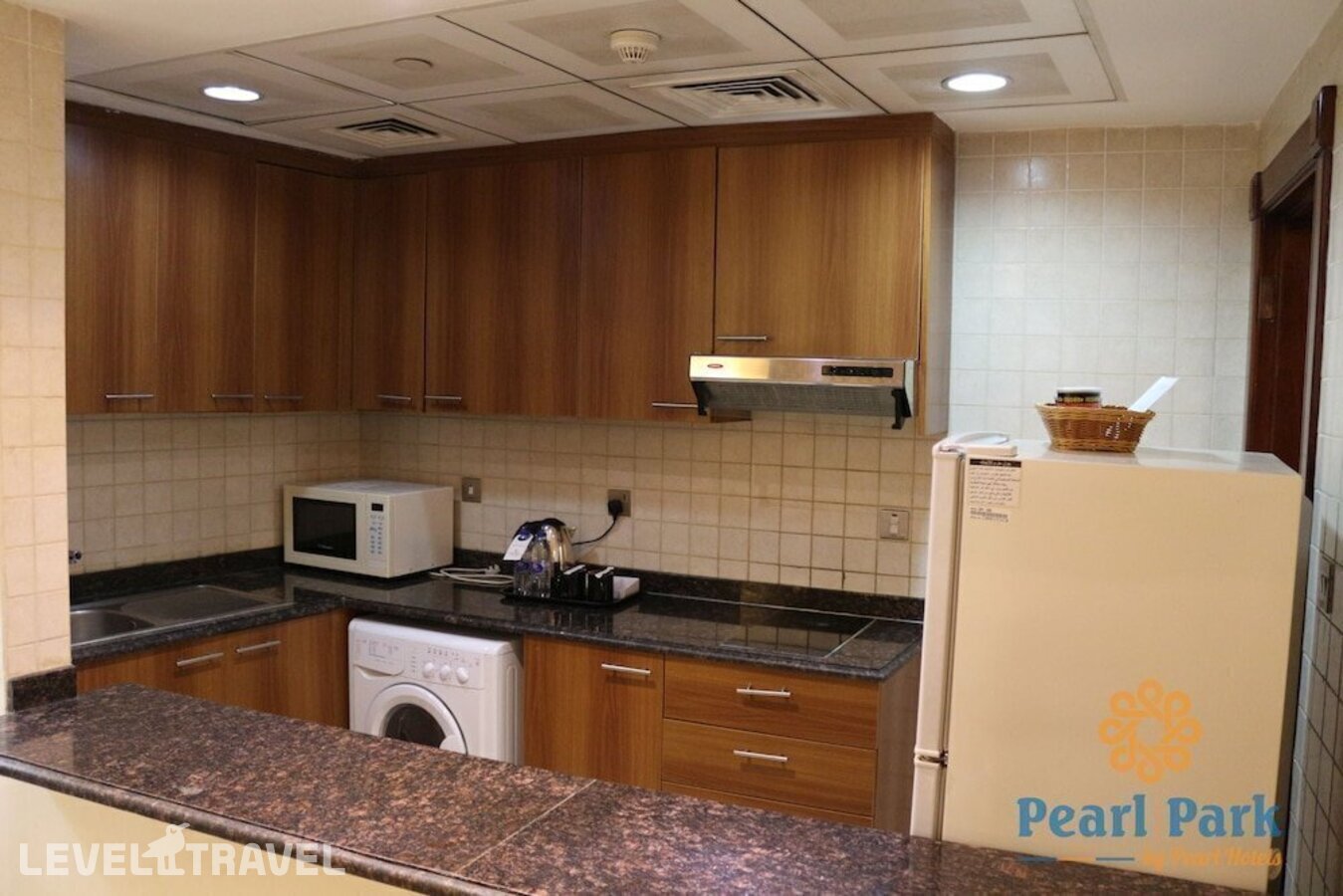 фотографии номера Апартаменты (3 спальни) отеля Pearl Park Deluxe Hotel Apartment ( Ex. Pearl Park Al Rigga) в ОАЭ(Дейра) - фото №12