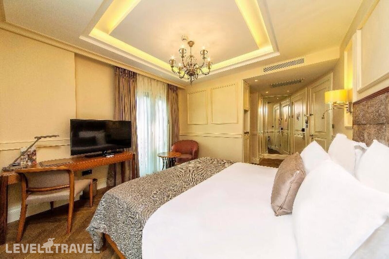 фотографии номера Трехместный улучшенный отеля Hotel Morione & Spa Center в Турция(Бейоглу) - фото №2