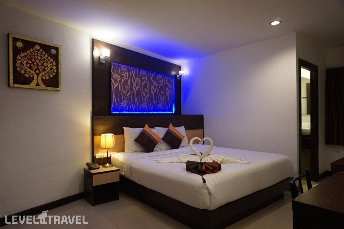 фотографии номера Улучшенный номер отеля Patong Mansion Hotel в Таиланд(Патонг Бич) - фото №7
