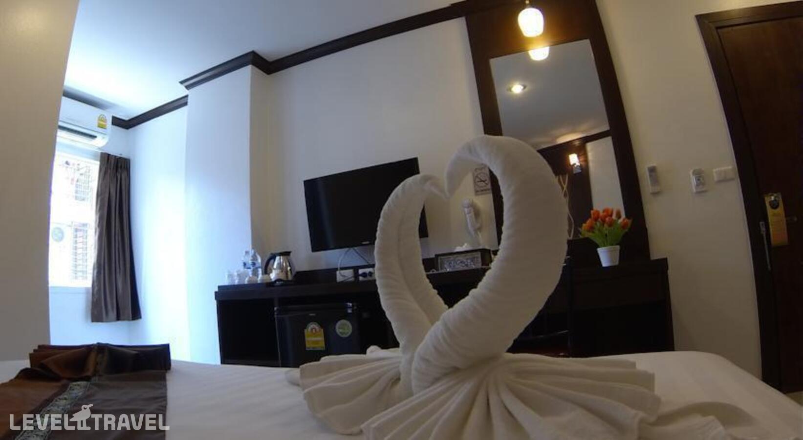 фотографии номера Улучшенный номер отеля Patong Mansion Hotel в Таиланд(Патонг Бич) - фото №3