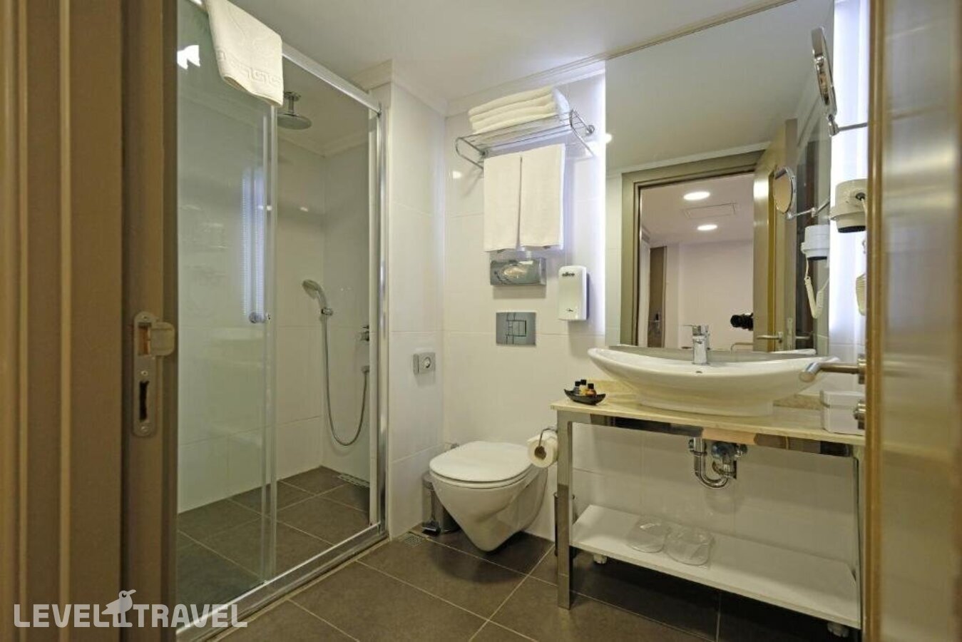 фотографии номера Семейный номер отеля Cheya Hotel Besiktas в Турция(Бешикташ) - фото №2