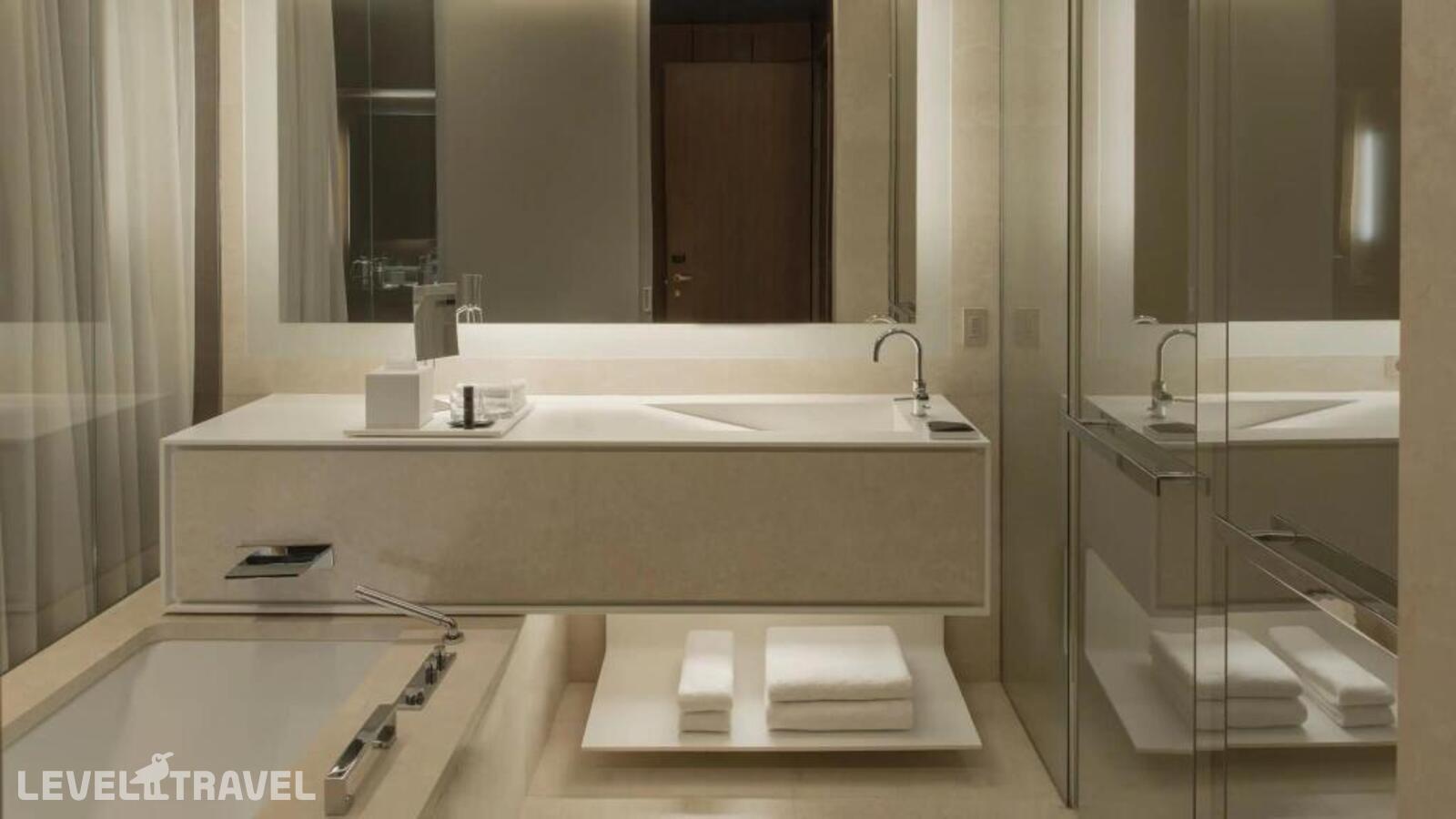 фотографии номера Семейный люкс отеля Hyatt Centric Levent Istanbul в Турция(Бешикташ) - фото №6