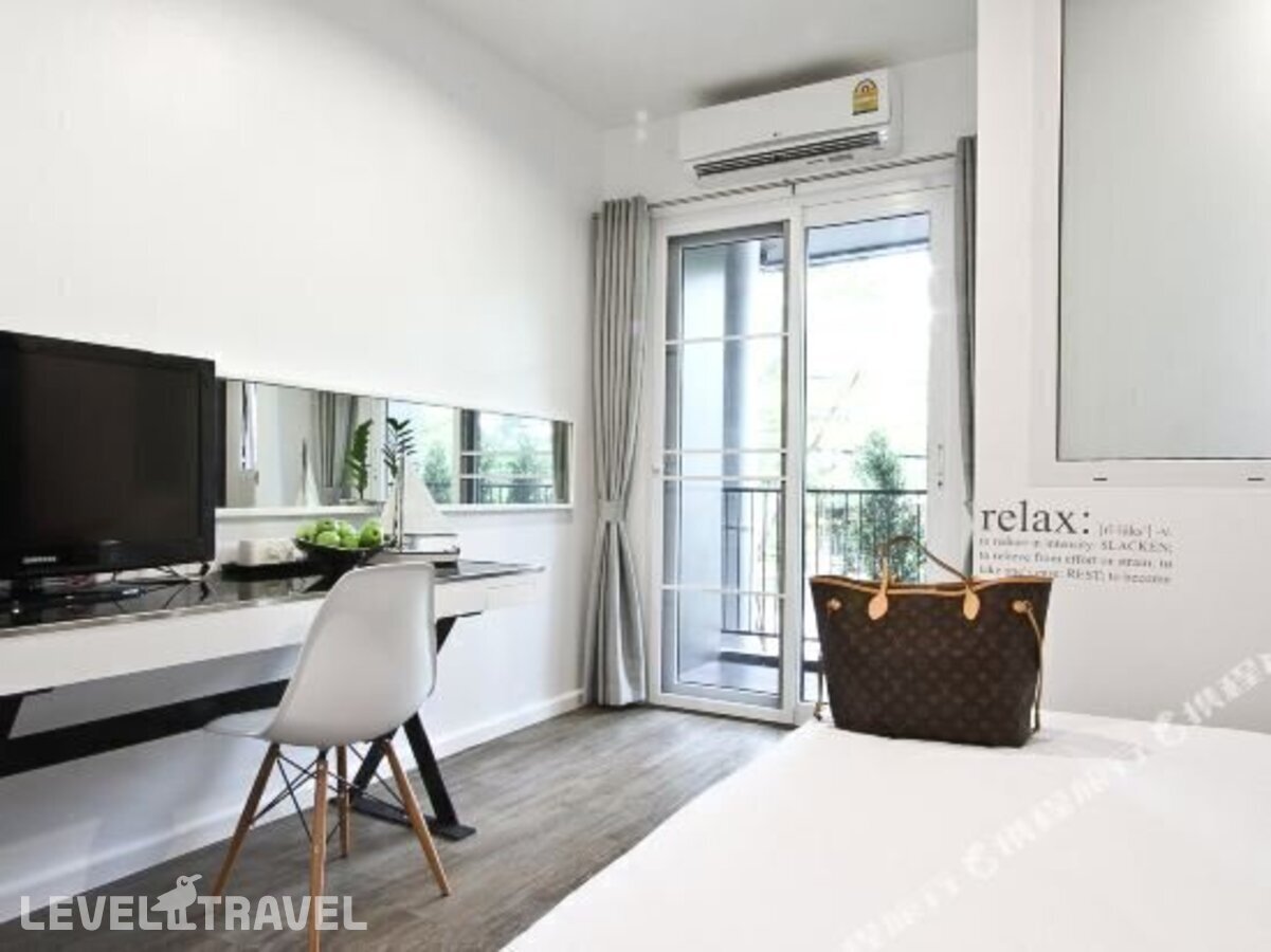 фотографии номера Улучшенный номер отеля Blu Monkey Hostel в Таиланд(город Пхукет) - фото №16