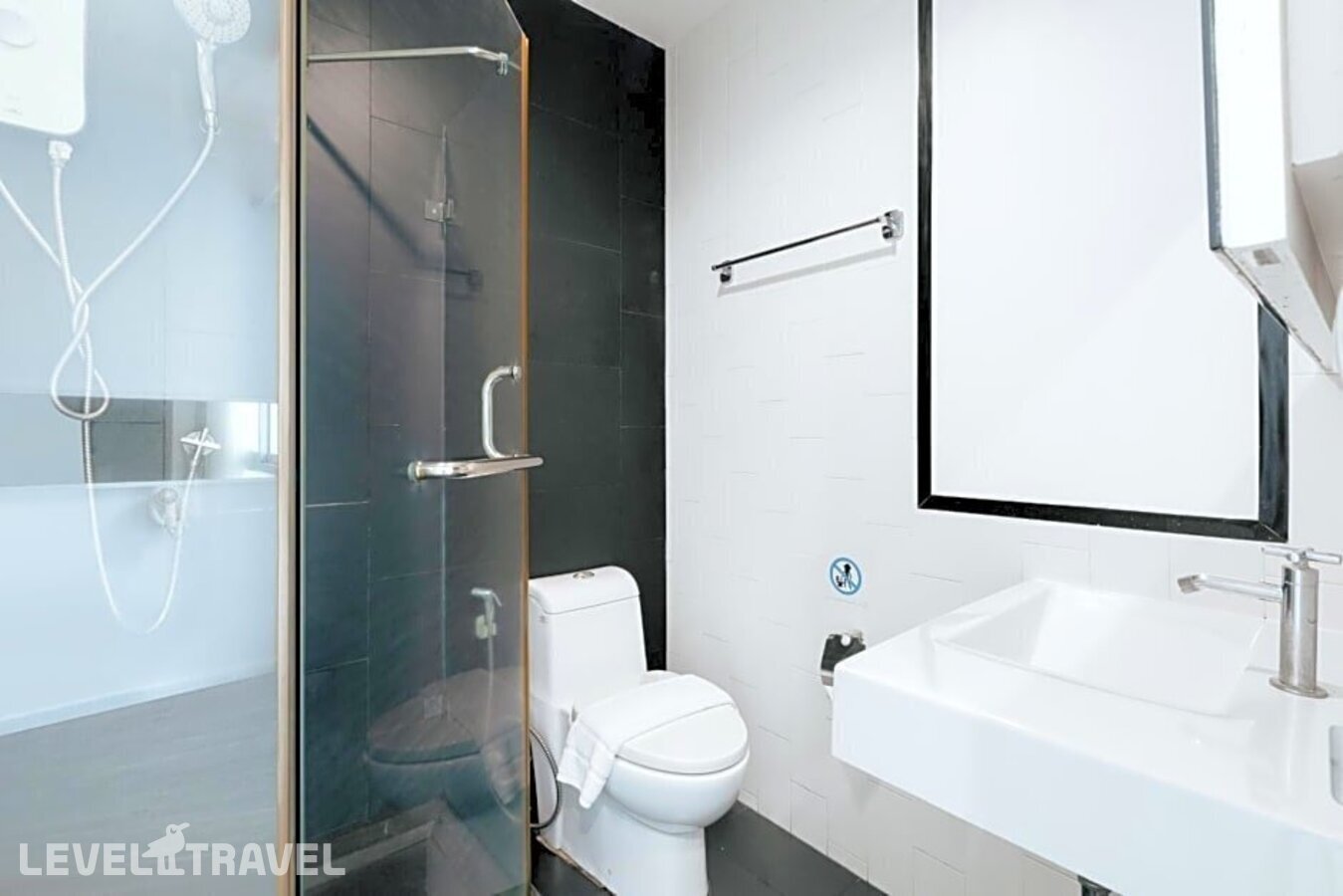фотографии номера Улучшенный номер отеля Blu Monkey Hostel в Таиланд(город Пхукет) - фото №25