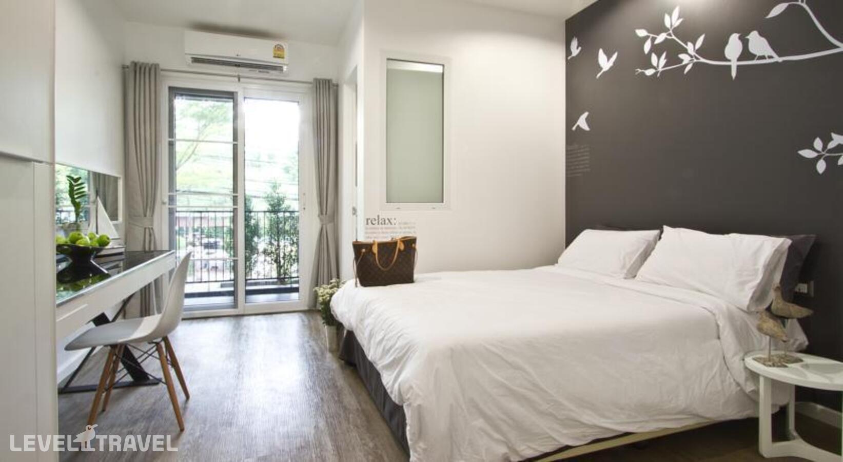 фотографии номера Улучшенный номер отеля Blu Monkey Hostel в Таиланд(город Пхукет) - фото №2