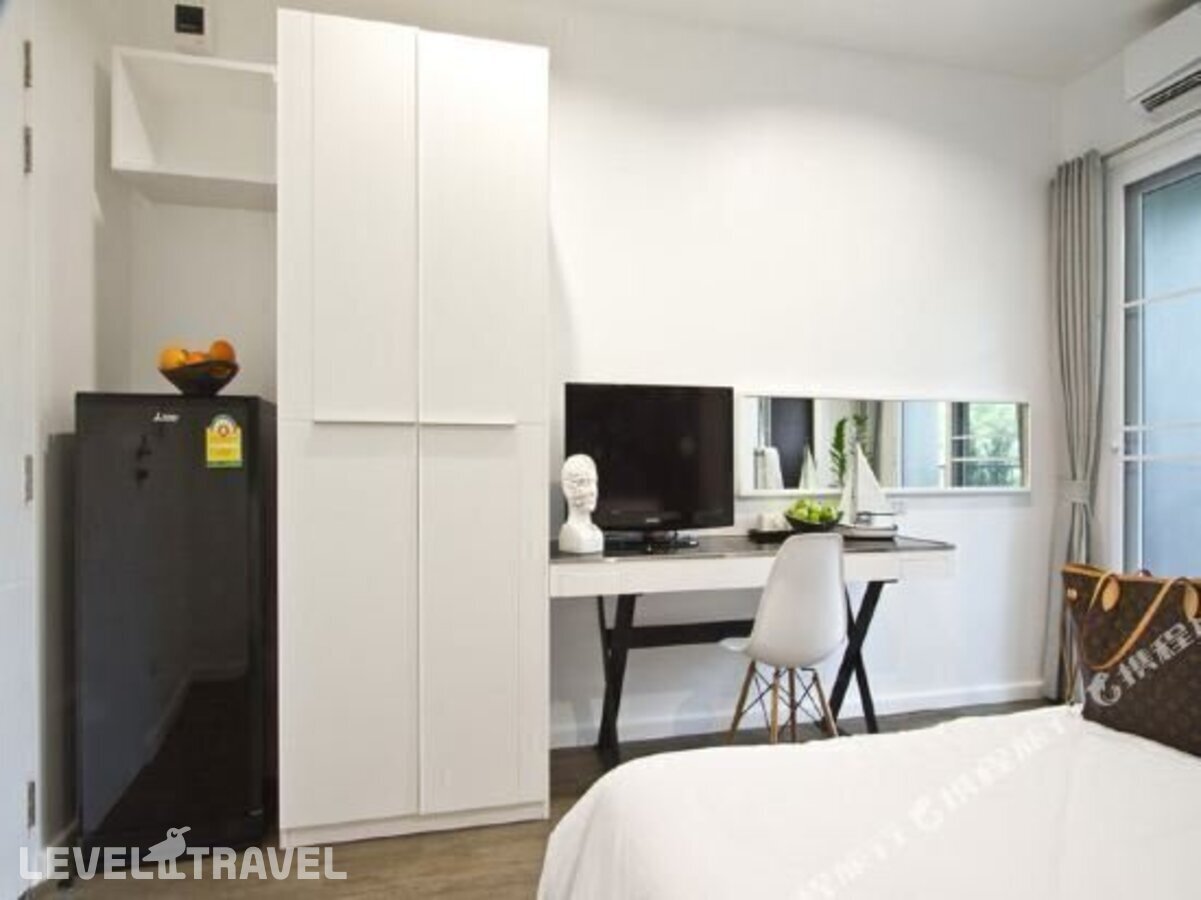 фотографии номера Улучшенный номер отеля Blu Monkey Hostel в Таиланд(город Пхукет) - фото №17