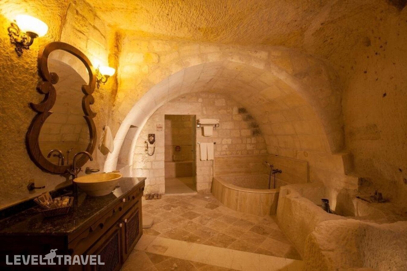 фотографии номера Люкс отеля Kayakapi Premium Caves Cappadocia Hotel в Турция(Ургюп) - фото №45