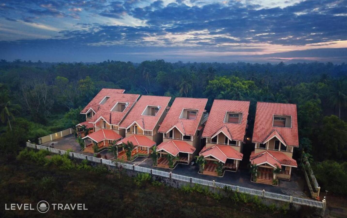 фотографии номера Вилла семейная отеля Treehouse Blue Villas в Индия(Колва) - фото №15