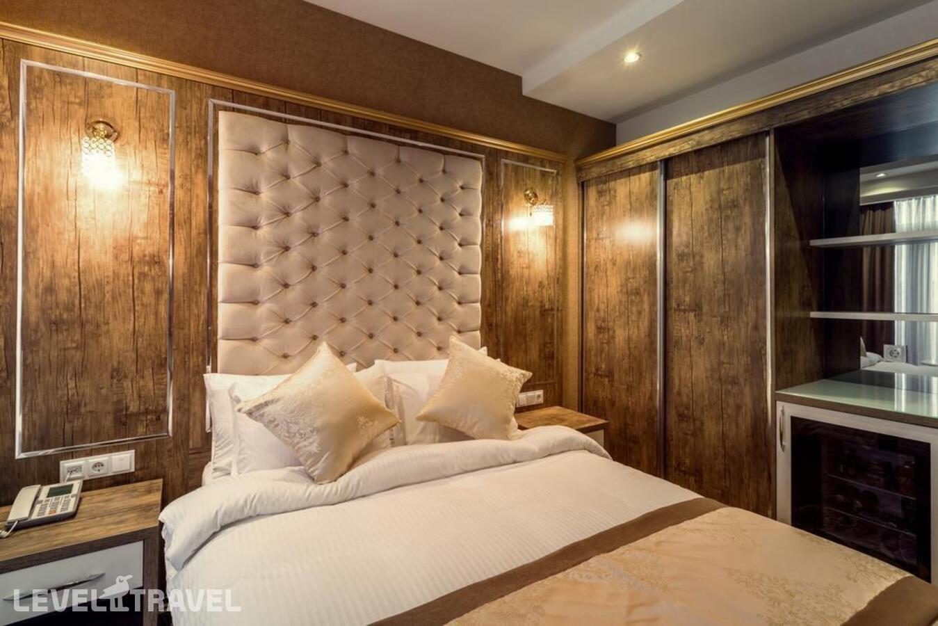 фотографии номера Стандартный номер отеля Gold Tbilisi Hotel в Грузия(Тбилиси) - фото №8