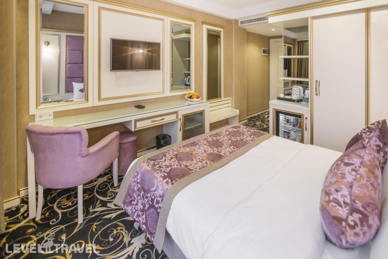 фотографии номера Стандартный номер отеля Gold Tbilisi Hotel в Грузия(Тбилиси) - фото №2