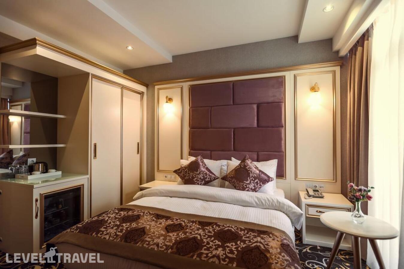 фотографии номера Стандартный номер отеля Gold Tbilisi Hotel в Грузия(Тбилиси) - фото №5
