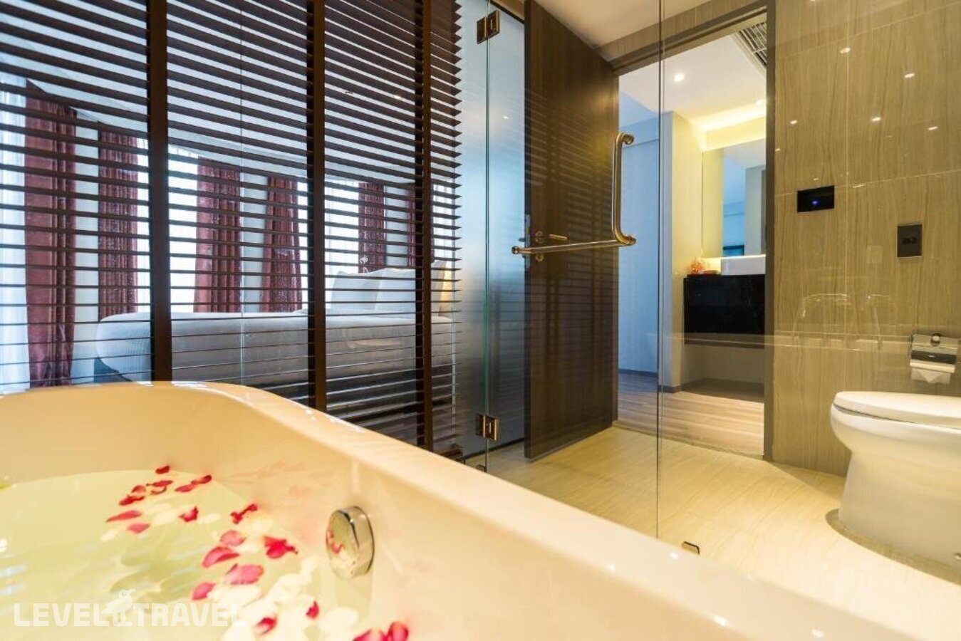 фотографии номера Номер Премьер отеля Citrus Grande Hotel Pattaya в Таиланд(Южная Паттайя) - фото №16