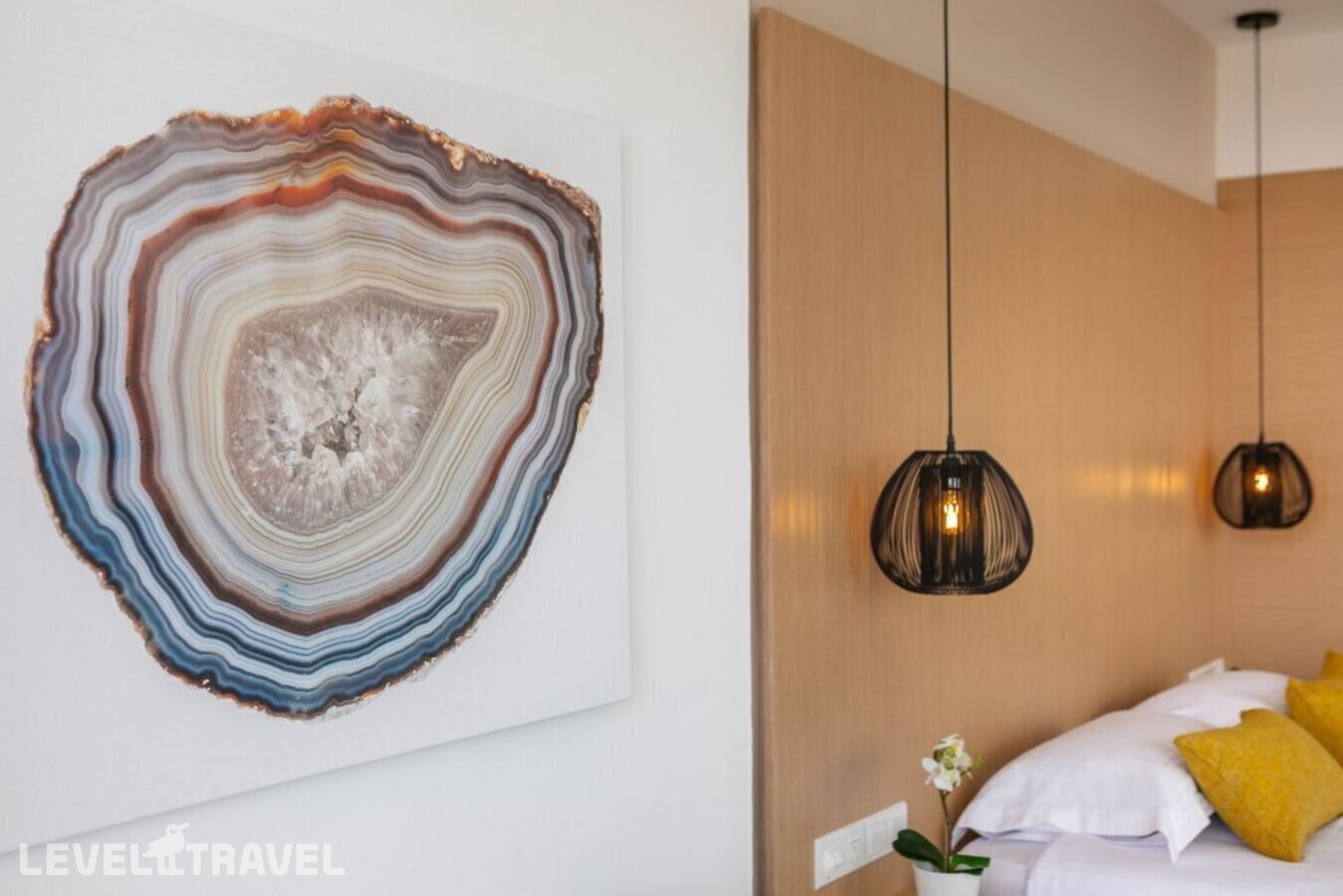 фотографии номера Полулюкс отеля Leonardo Crystal Cove Hotel & Spa By The Sea (Adults Only 16+) в Кипр(Протарас) - фото №11
