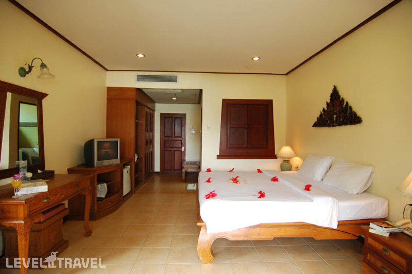 фотографии номера Гранд Делюкс отеля Phi Phi Bayview Premier Resort (Ex.Arayaburi Resort) в Таиланд(о. Пхи-Пхи) - фото №1