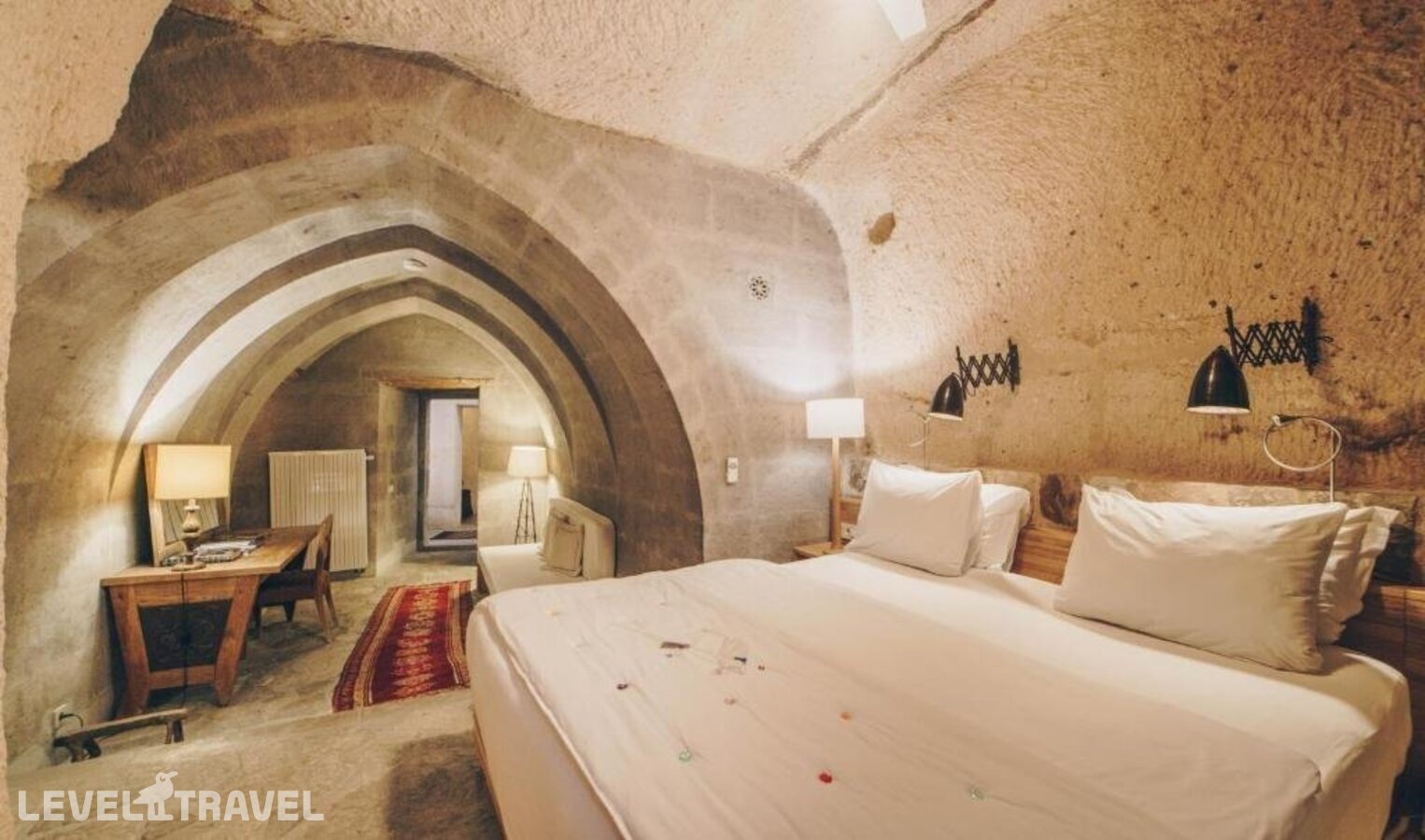 фотографии номера Люкс отеля Argos In Cappadocia в Турция(Учхисар) - фото №1