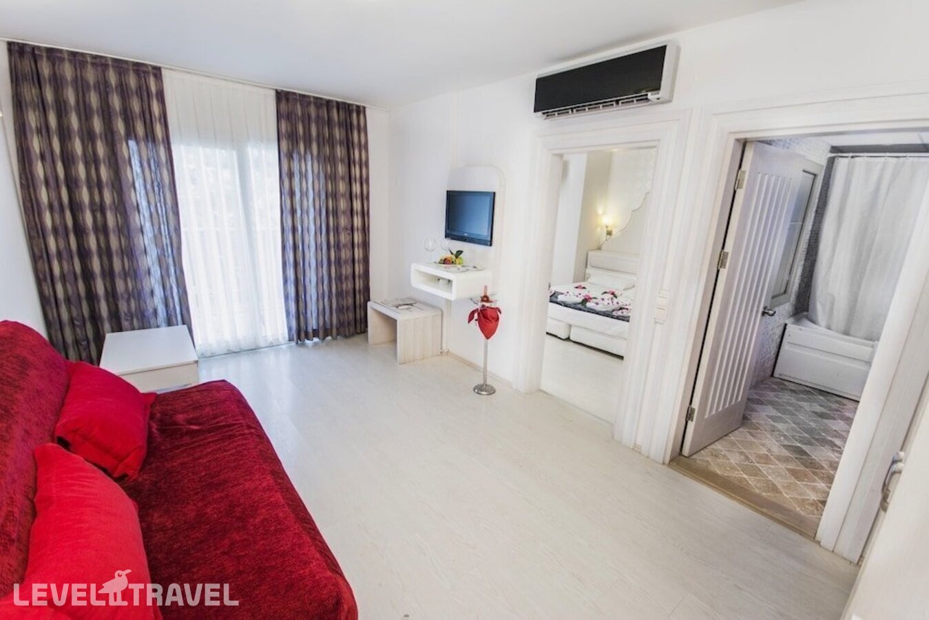 фотографии номера Одноместный люкс отеля Suneoclub Mersoy Bellavista Hotel в Турция(Ичмелер) - фото №1