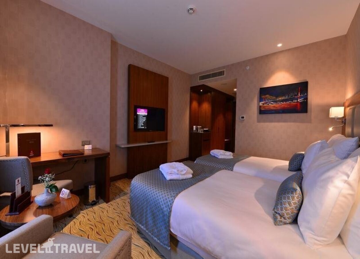 фотографии номера Стандартный номер отеля Clarion Hotel Istanbul Mahmutbey в Турция(Багджылар) - фото №3