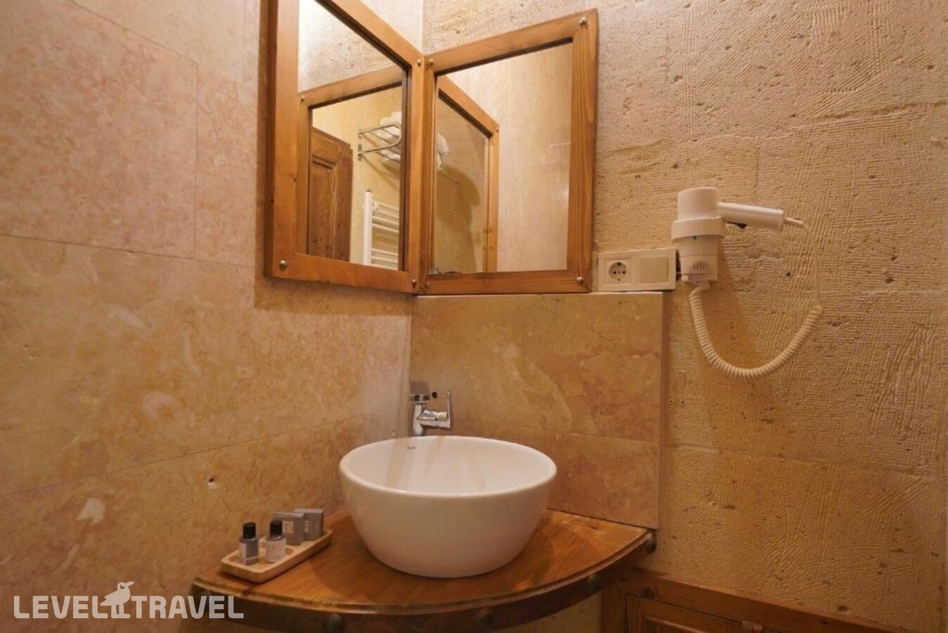 фотографии номера Экономичный номер отеля Maya Cave Hotel в Турция(Учхисар) - фото №3