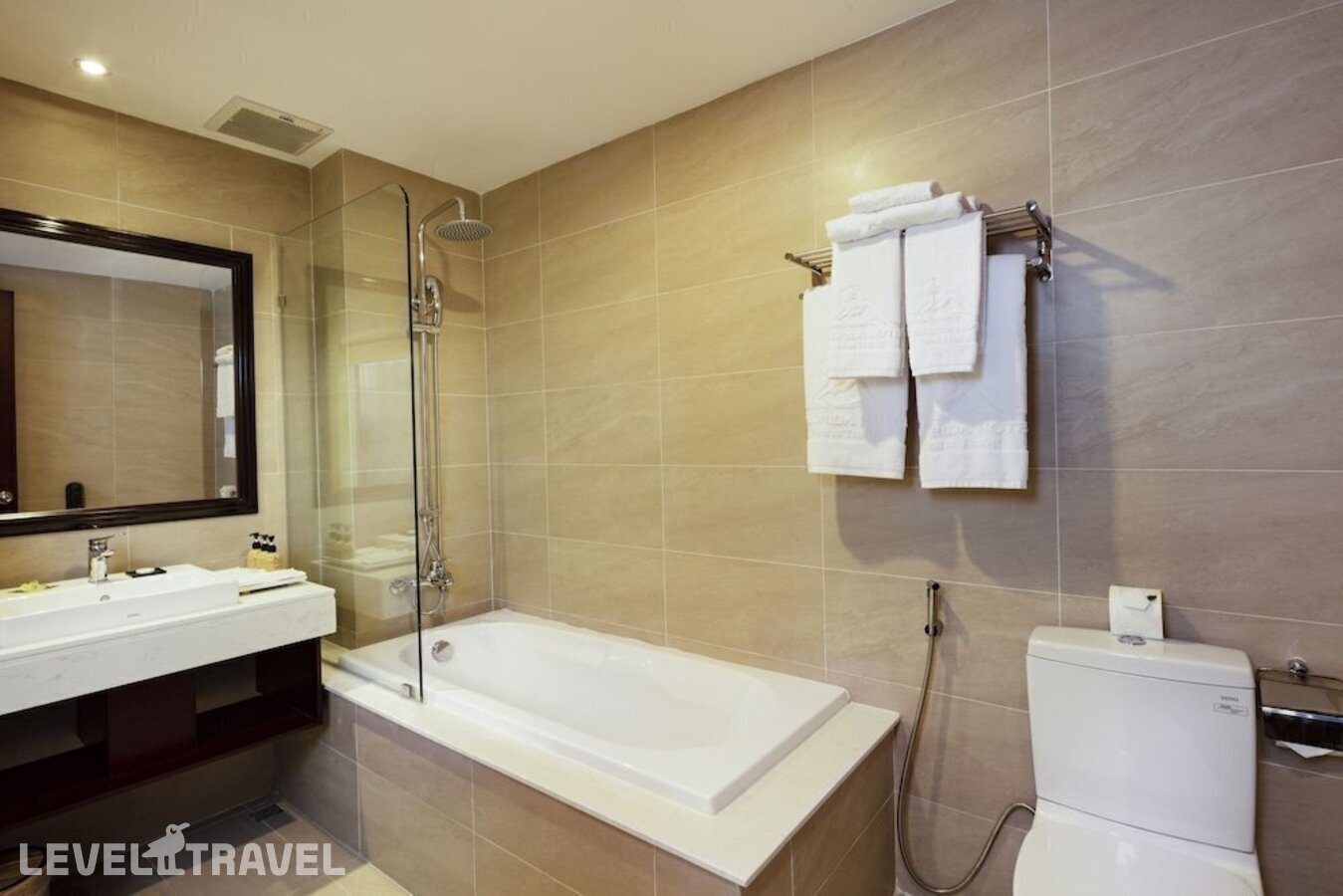 фотографии номера Люкс отеля Florida Hotel Nha Trang в Вьетнам(Нячанг) - фото №3