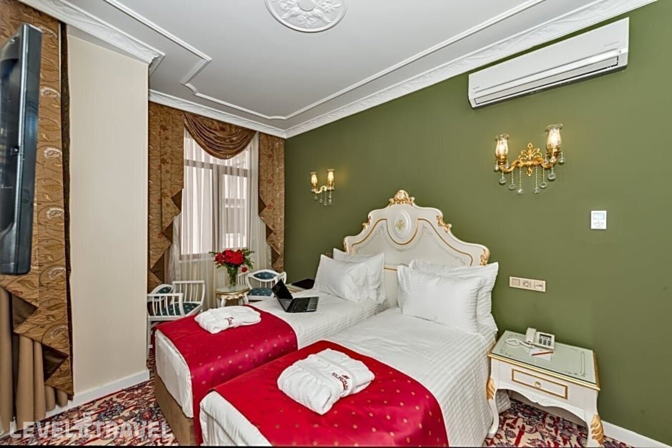 фотографии номера Трехместный улучшенный отеля The Galataport Hotel в Турция(Бейоглу) - фото №4