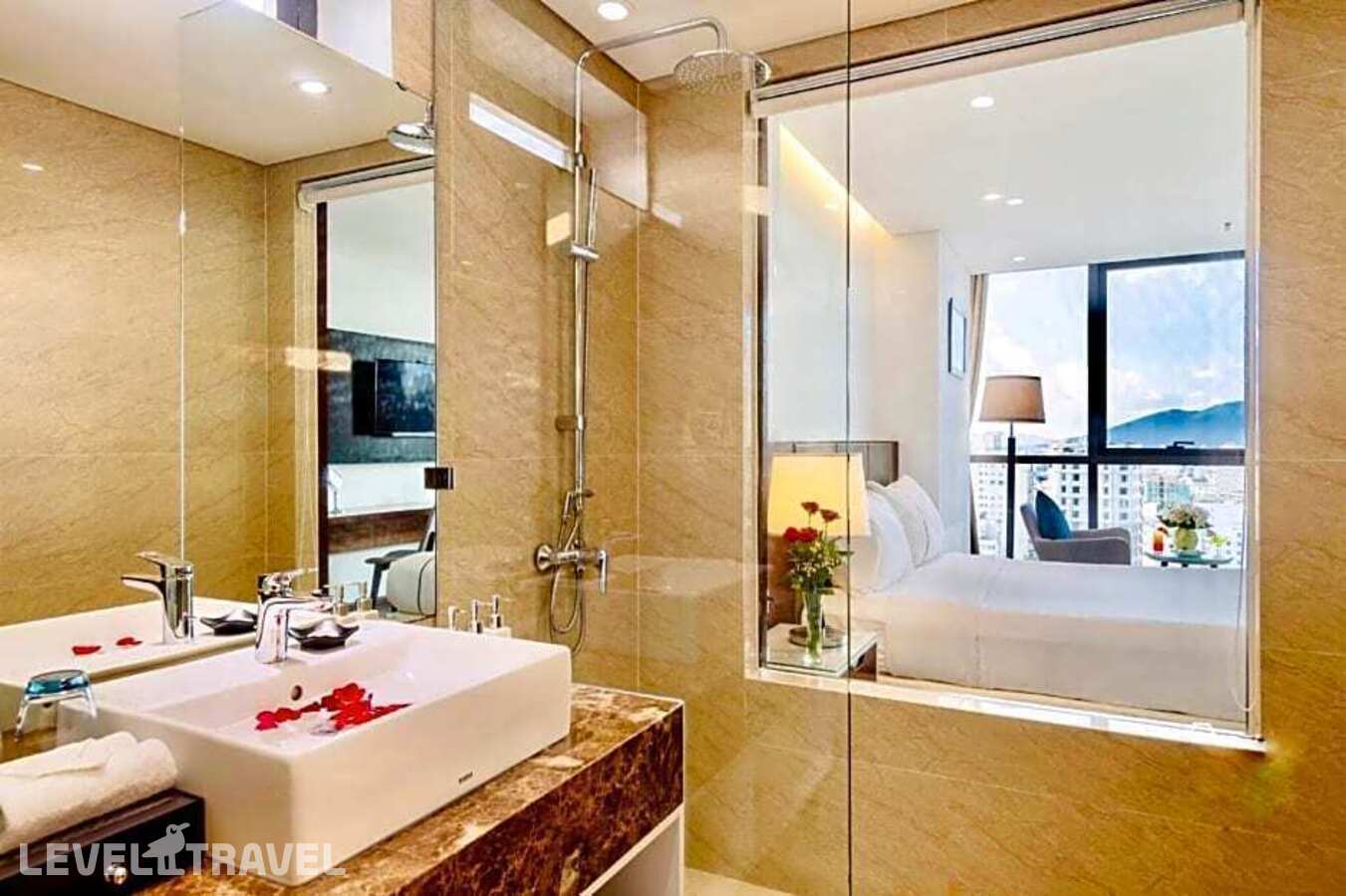 фотографии номера Премьер семейный отеля Pavilion Hotel Danang в Вьетнам(Дананг) - фото №23