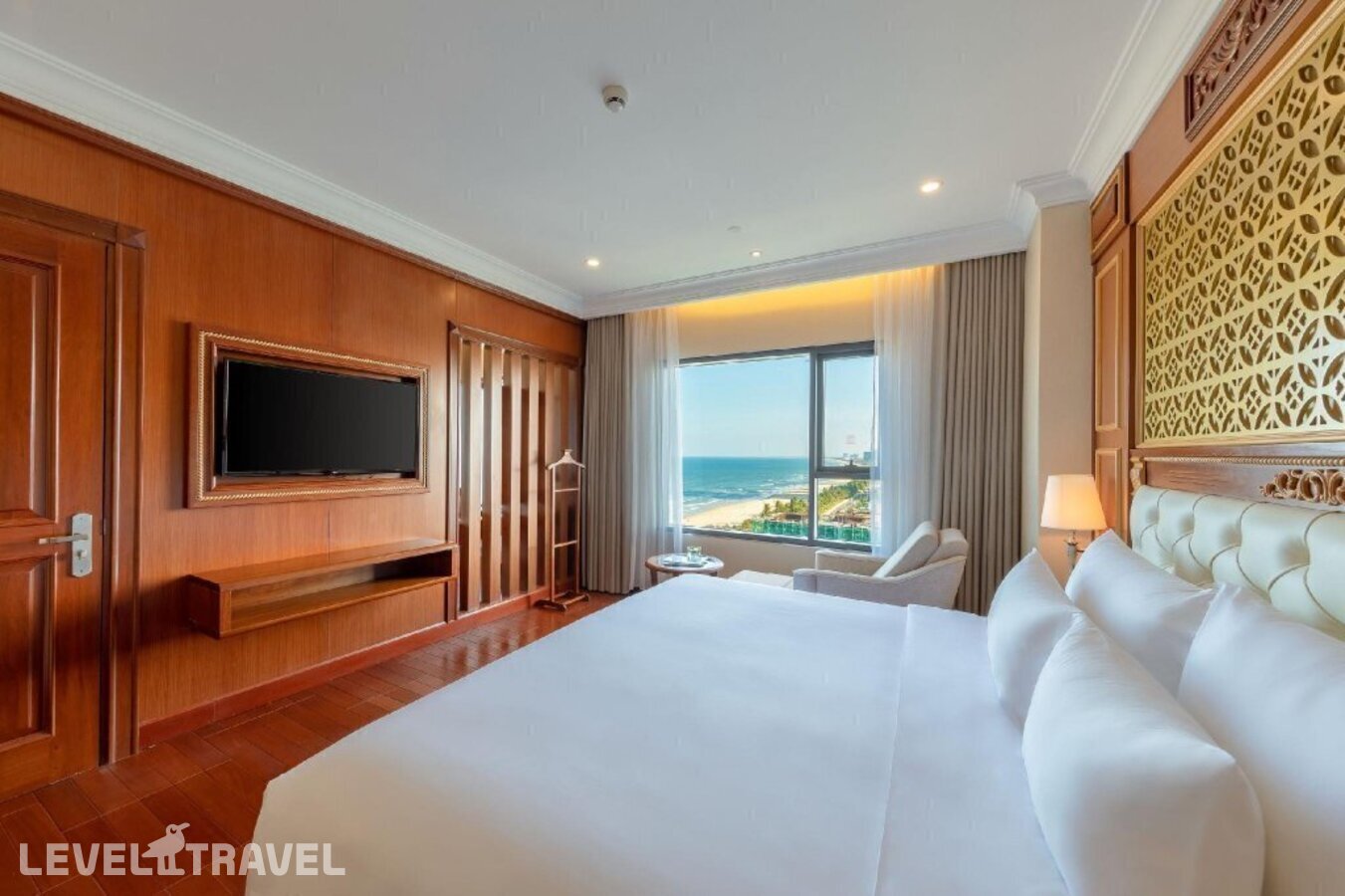 фотографии номера Представительский люкс отеля Dlg Hotel Danang в Вьетнам(Дананг) - фото №3