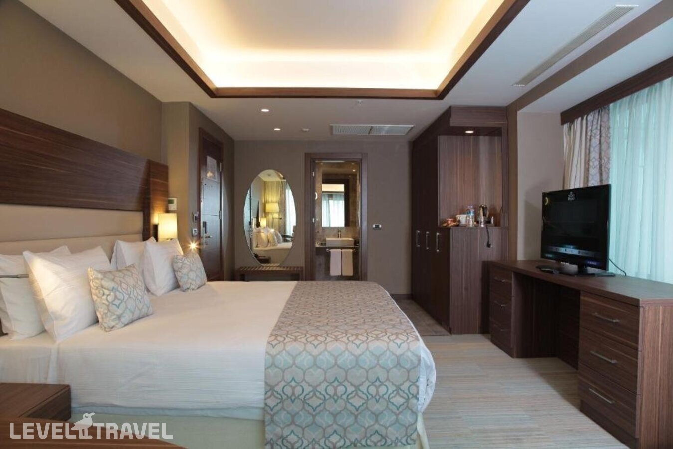 фотографии номера Трехместный делюкс отеля Bricks Hotel Istanbul в Турция(Бахчелиэвлер) - фото №3