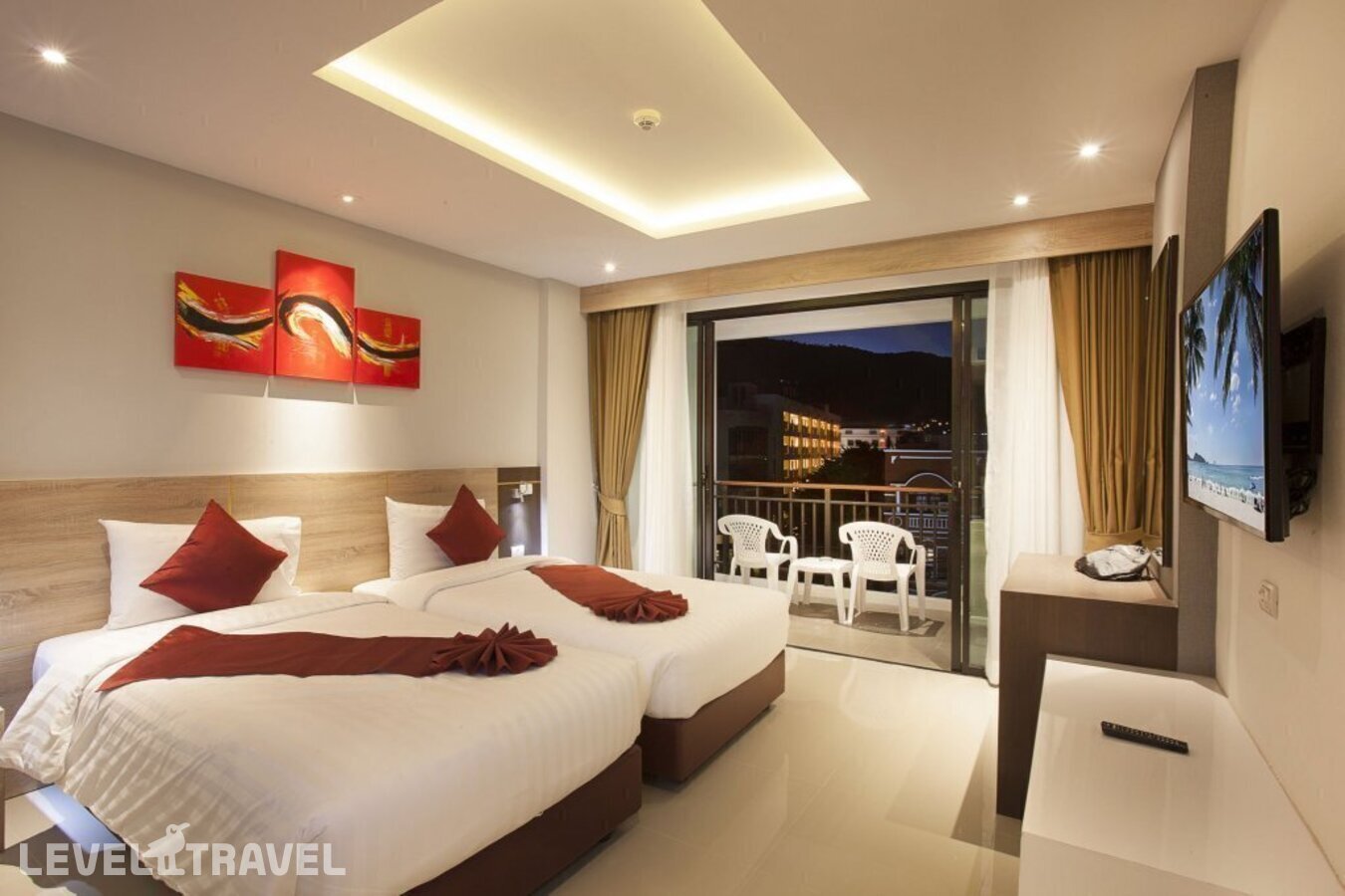 фотографии номера Делюкс отеля Paripas Patong Resort в Таиланд(Патонг Бич) - фото №6