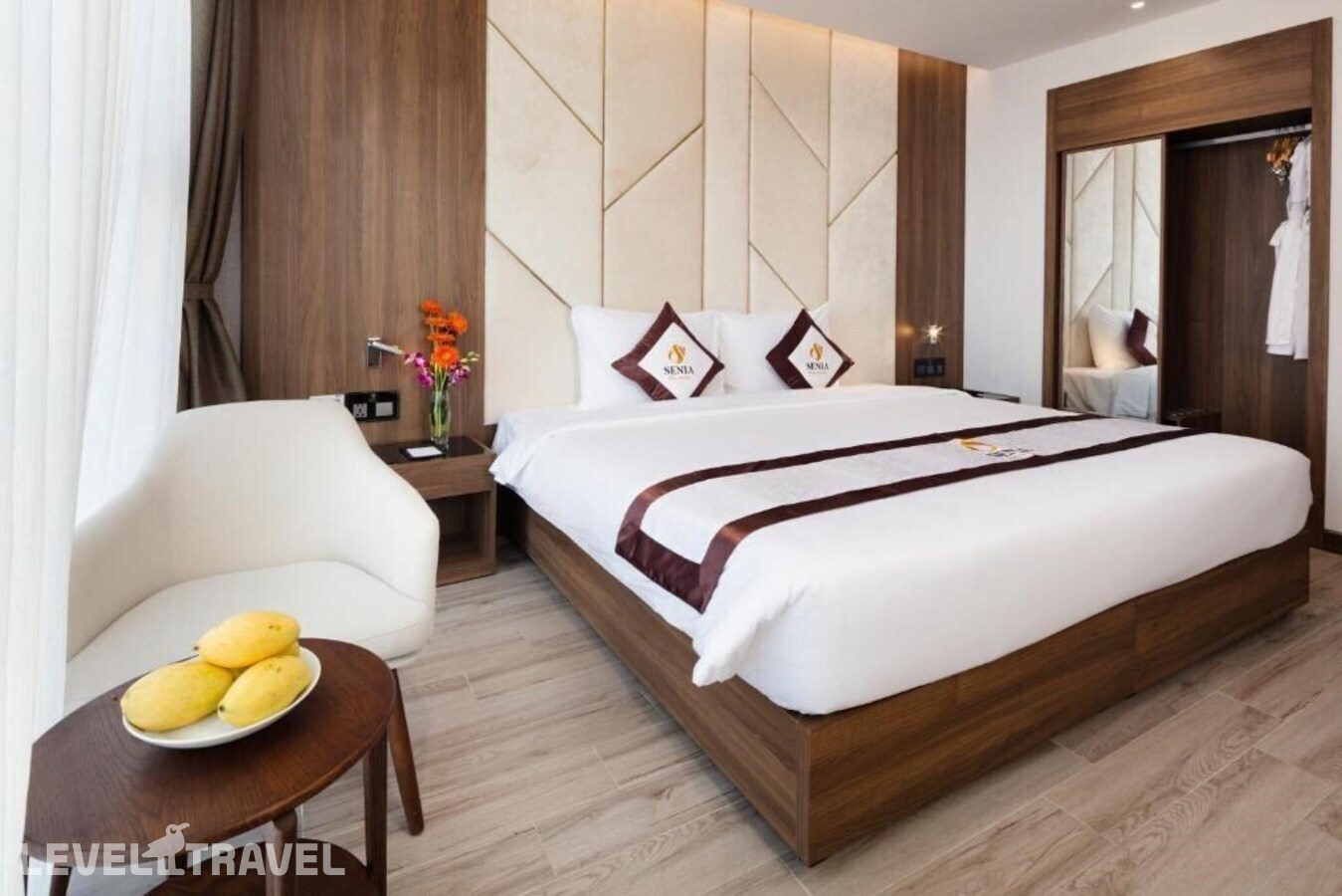 фотографии номера Делюкс отеля Senia Hotel в Вьетнам(Нячанг) - фото №1